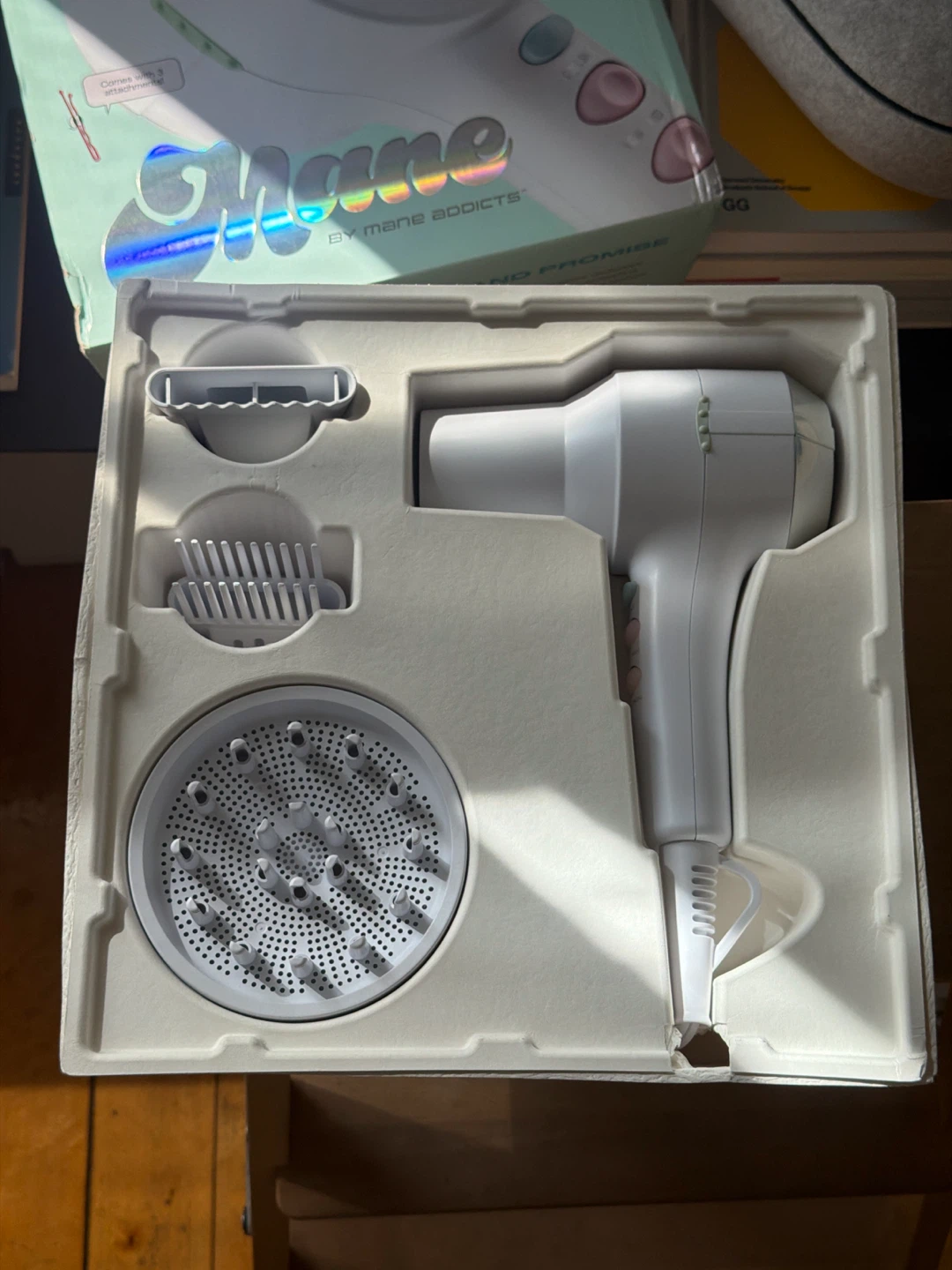 Mane by Mane Addicts Ionic Compact Hair Dryer with Attachments - photo 5