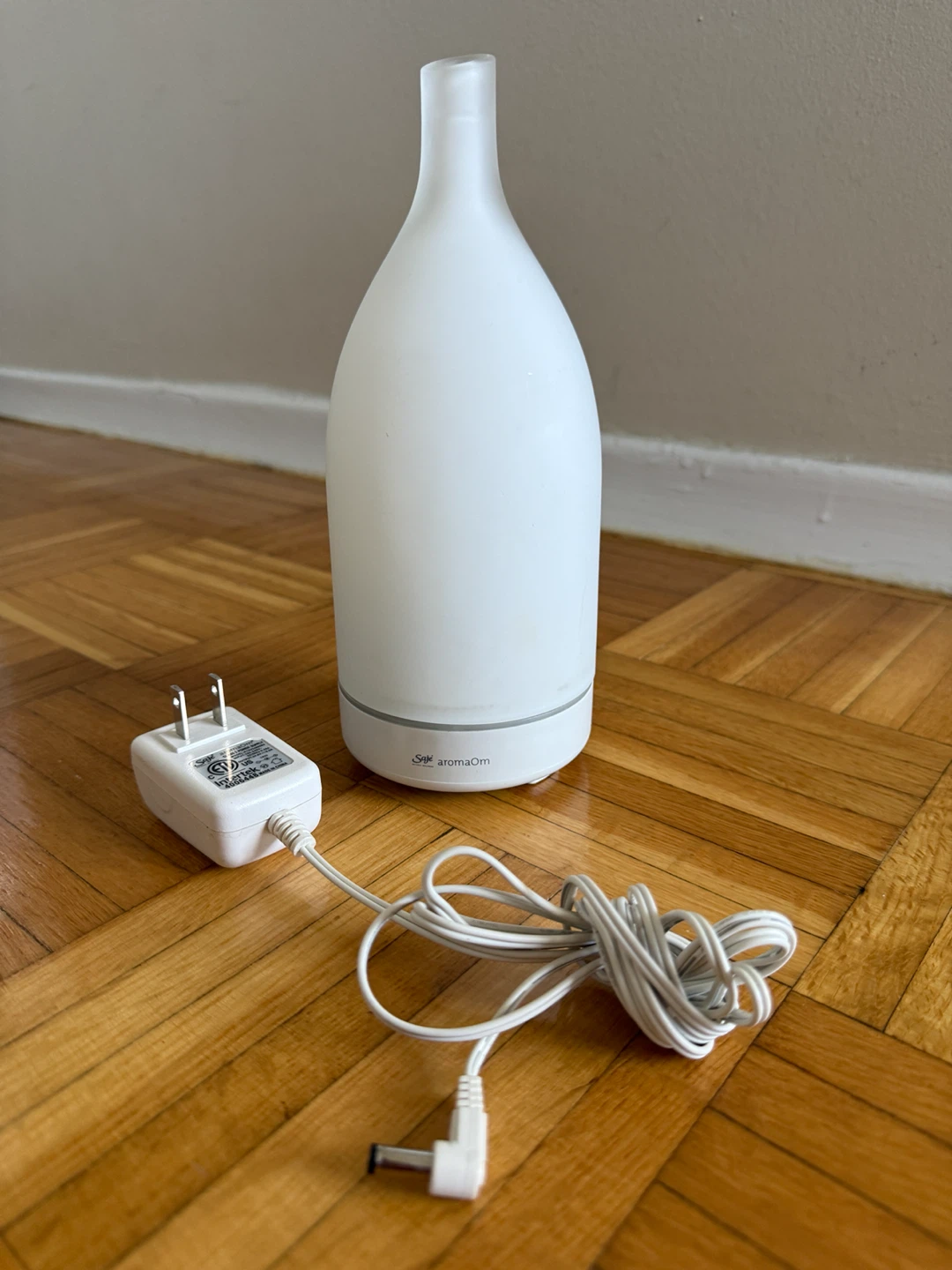 Saje Aroma Om Ultrasonic Diffuser - White