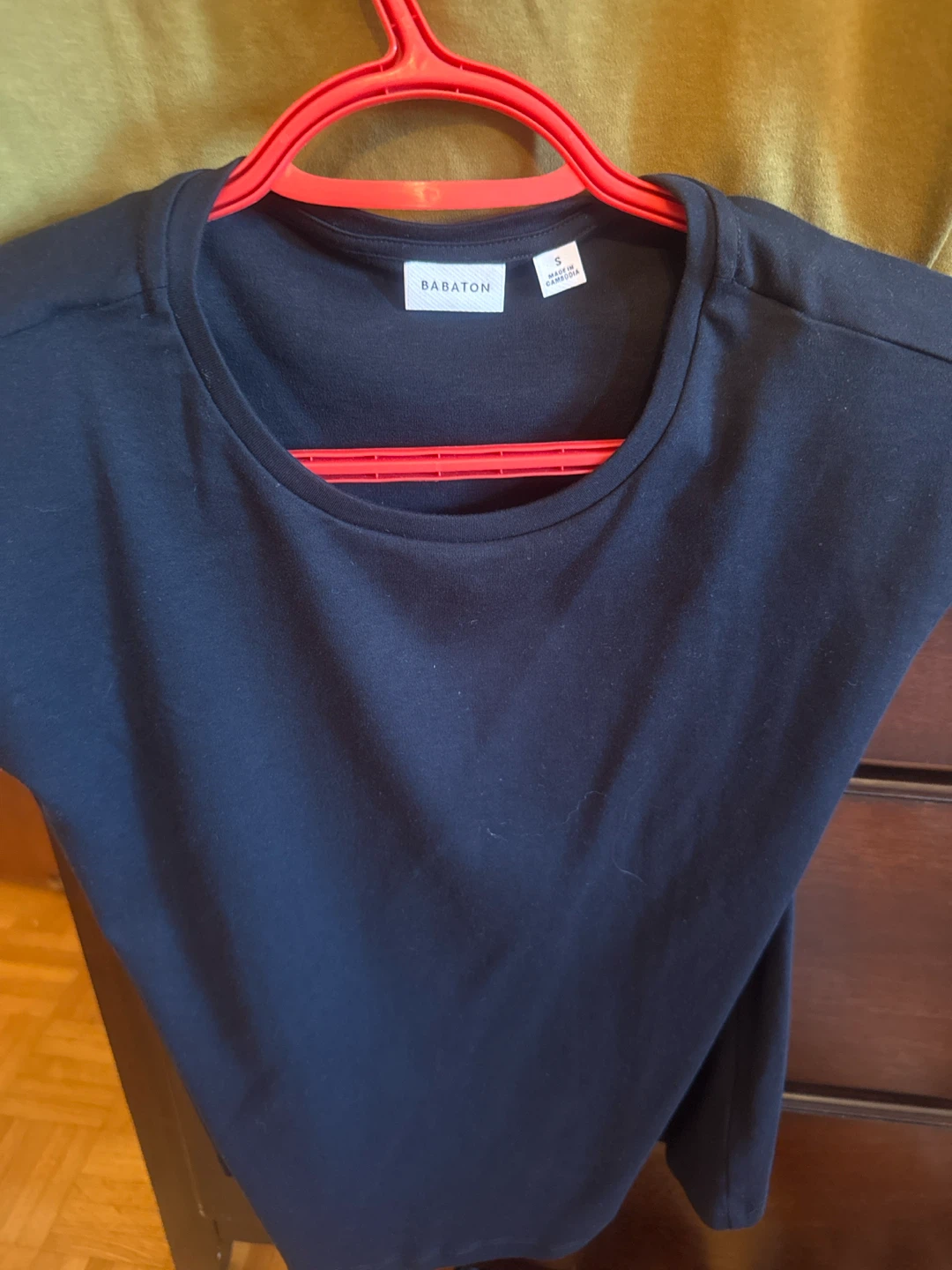 Babaton T-Shirts (Olive & Navy, Size S) - photo 2