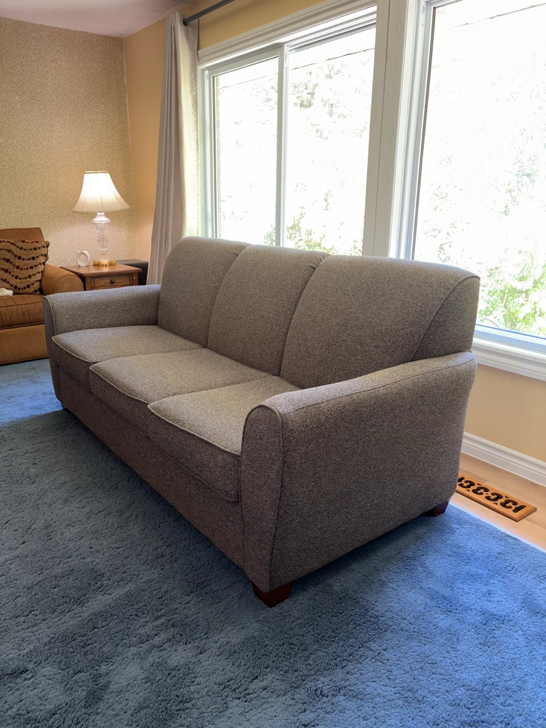 Three-seater sofa - photo 2