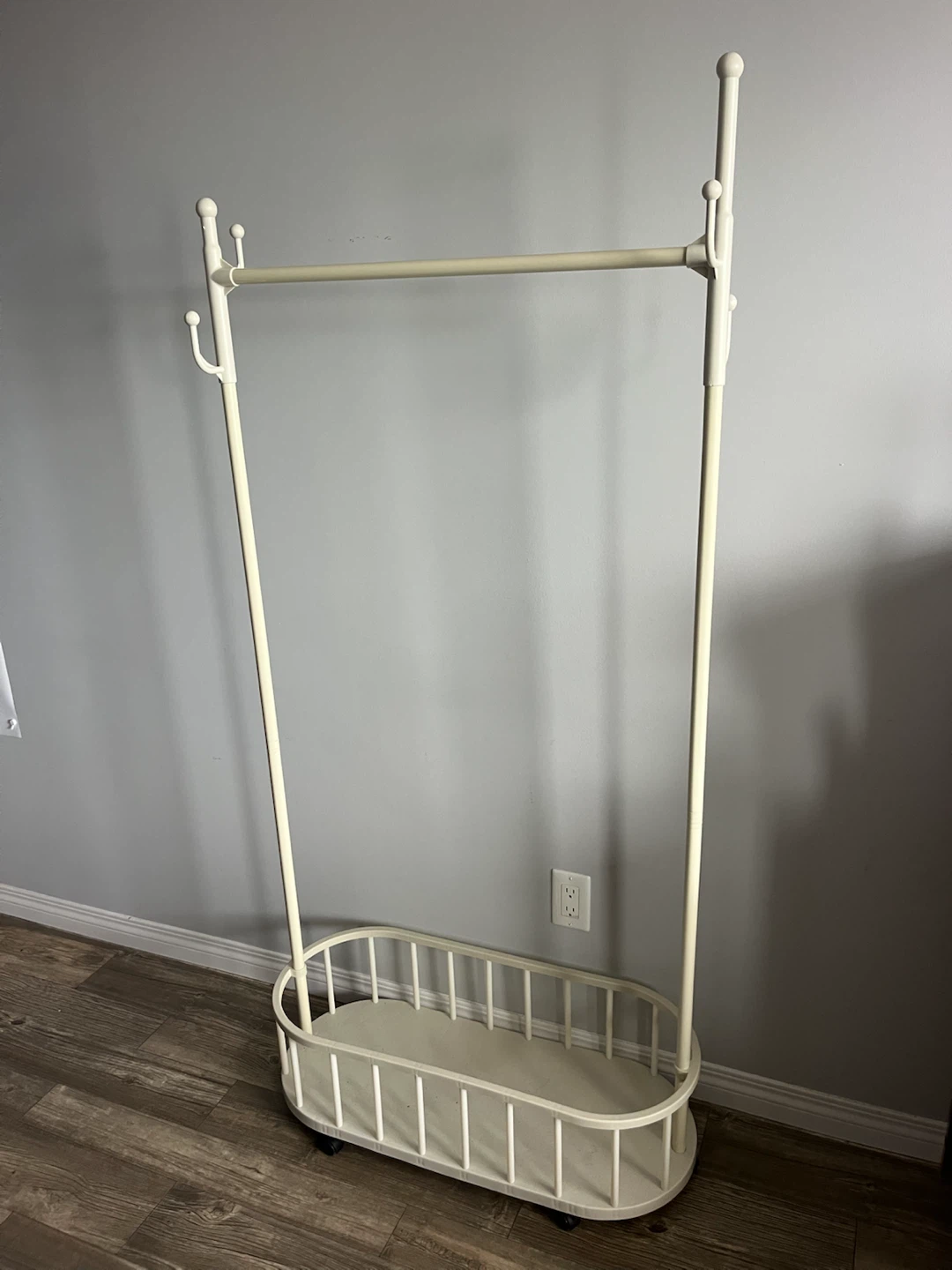 Cream Garment Rack with Oval Basket