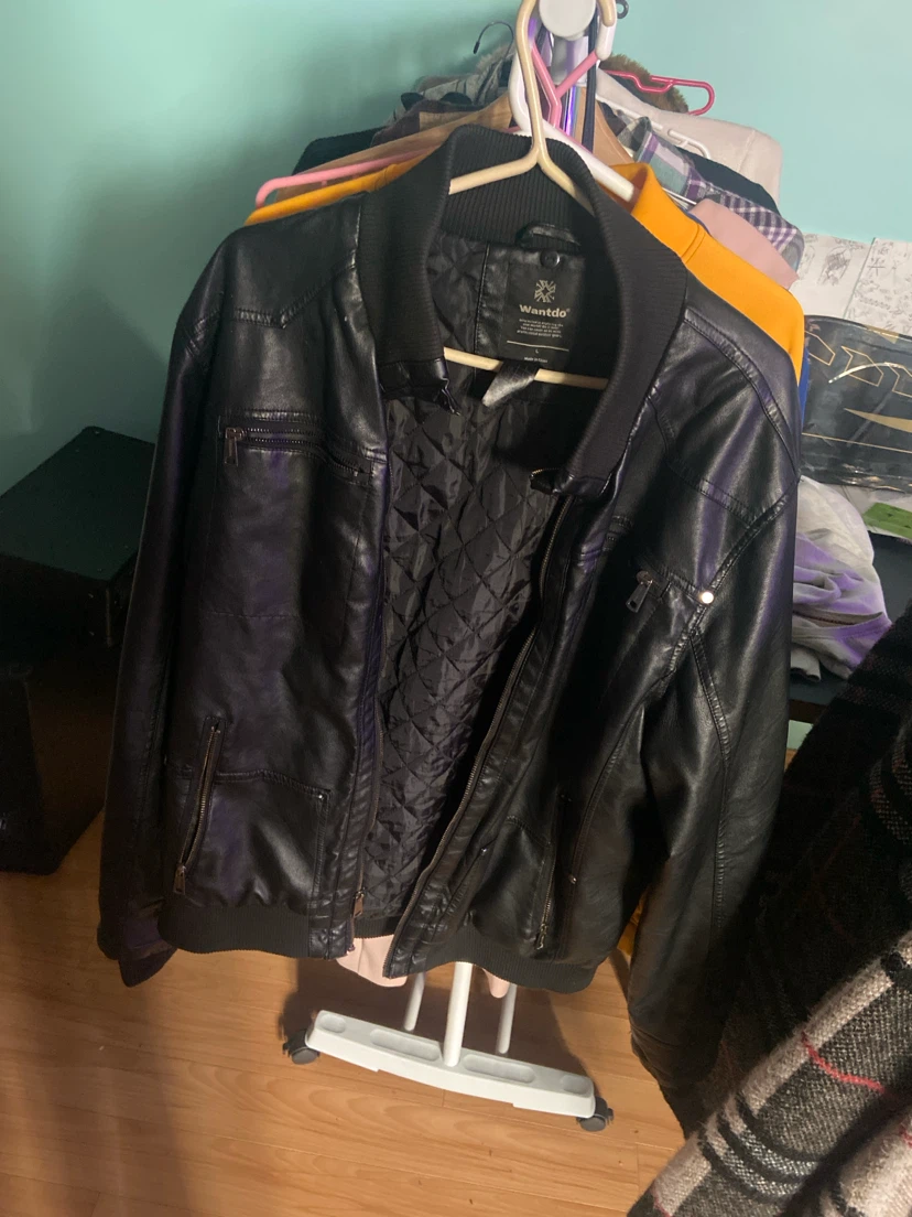 Wantdo Black Faux Leather Bomber Jacket