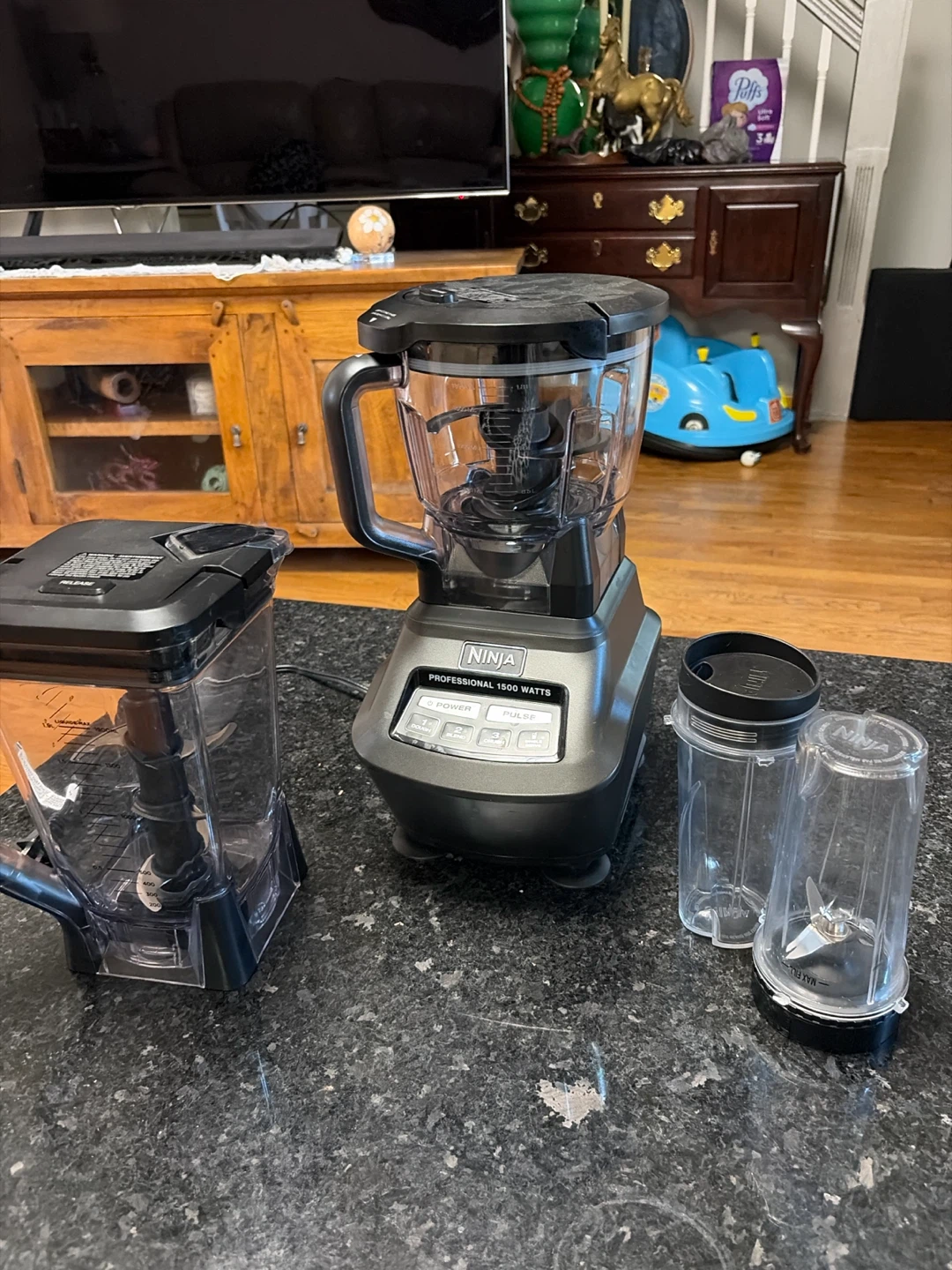 Ninja Professional 1500W Blender - photo 2