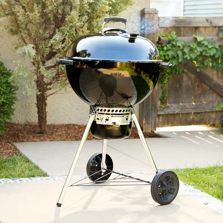 Weber 22 inch Master Touch Charcoal BBQ