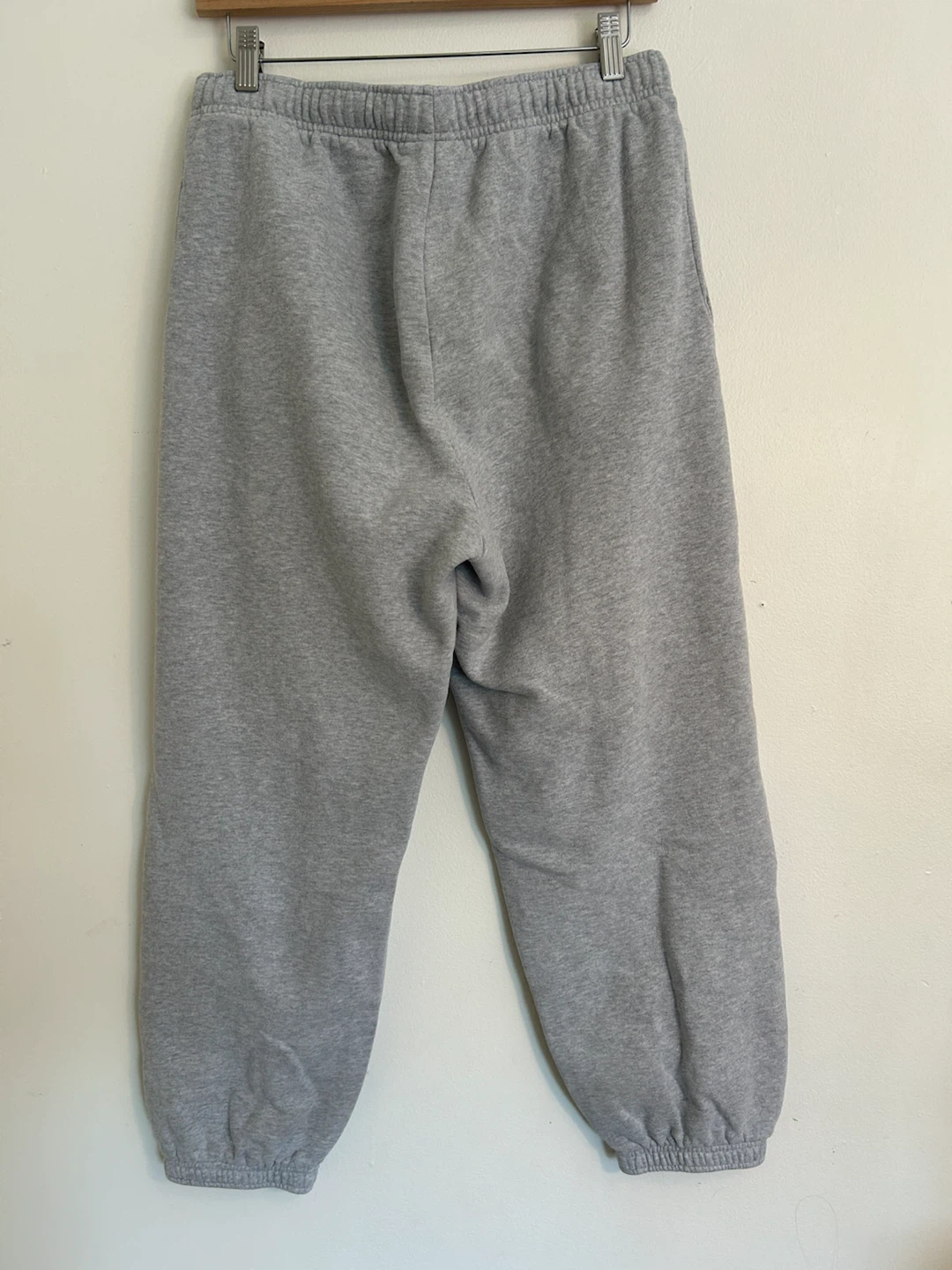 Aritiza Grey Cuffed Sweatpants - photo 3