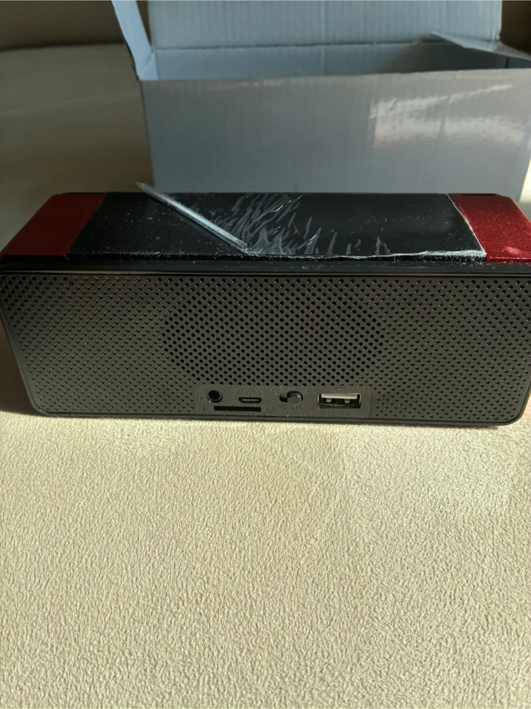 SMIRNOFF Bluetooth Micro-Boom Speaker/FM Radio - photo 2