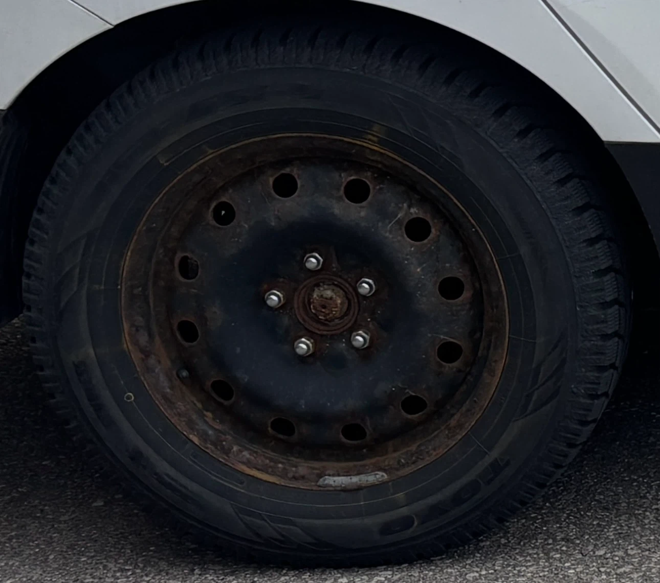 Toyo Observe GSI-5 Studless Winter Tire 215/65R16 - photo 4