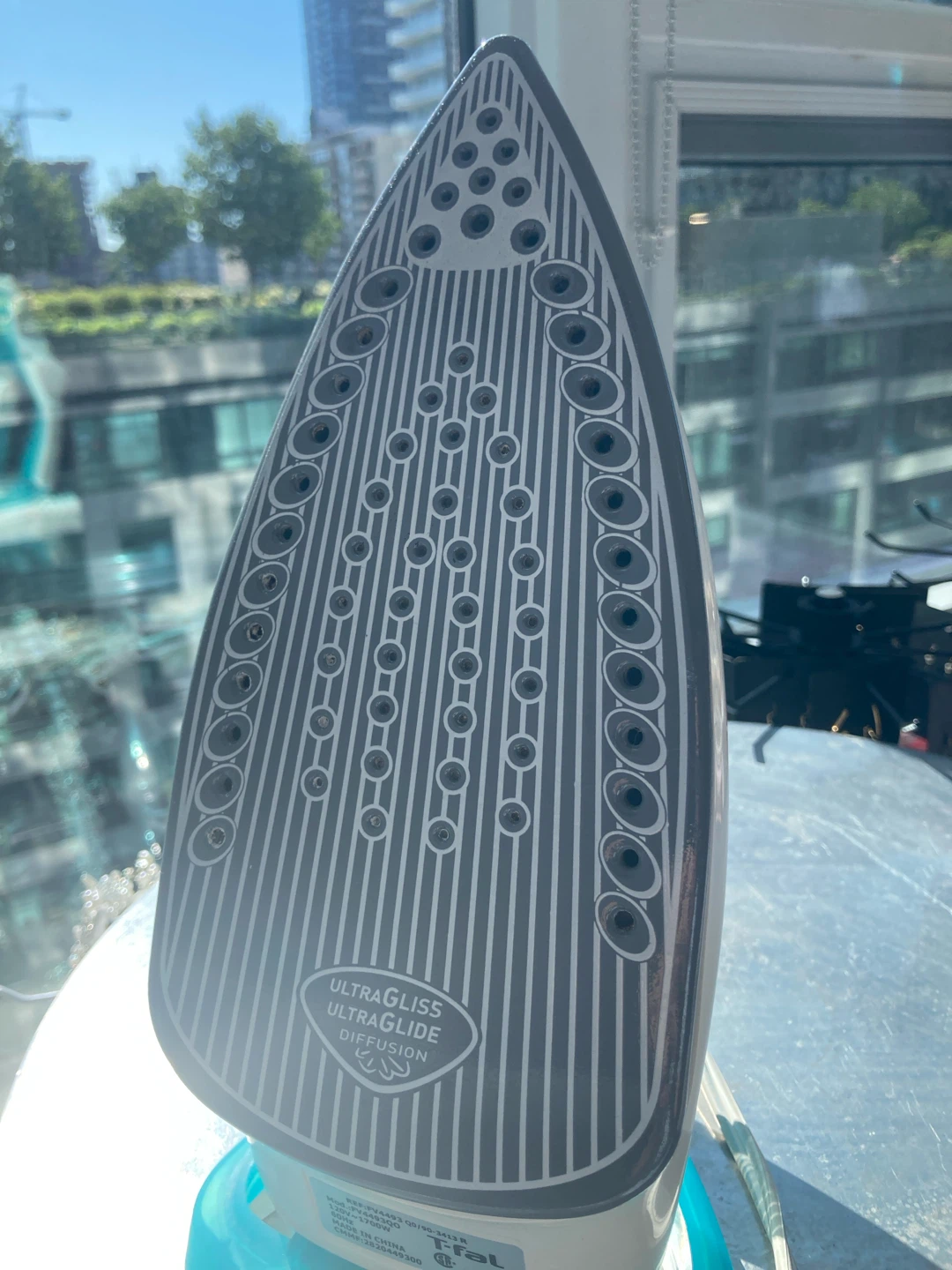 T-fal Ultraglide Steam Iron - photo 2