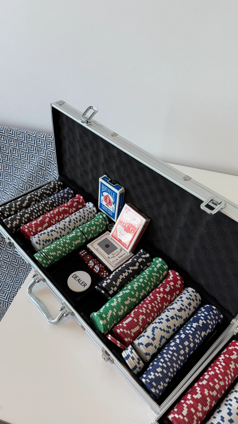 Poker Chip Set with Playing Cards and Dice (700 pcs) - photo 4