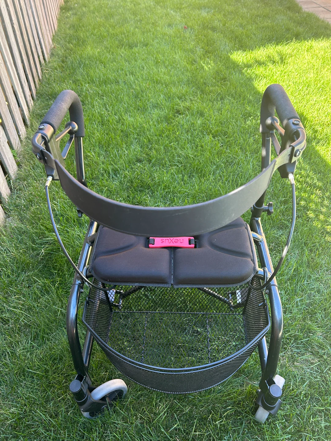 NEXUS ROLLATOR WALKER WITH BASKET (READ LISTING)