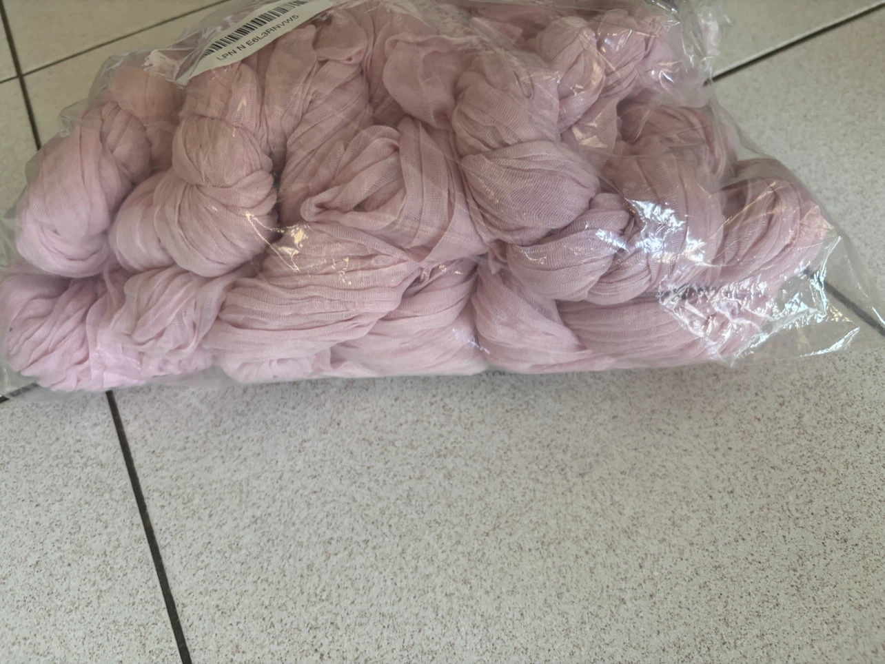 Cheesecloth Table Runner - Pink5 pack 10ft - photo 5