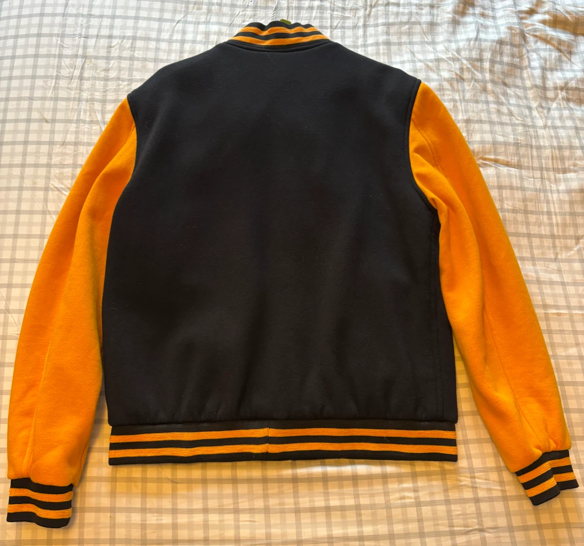 ✨✨Black & Yellow Varsity Jacket - photo 2