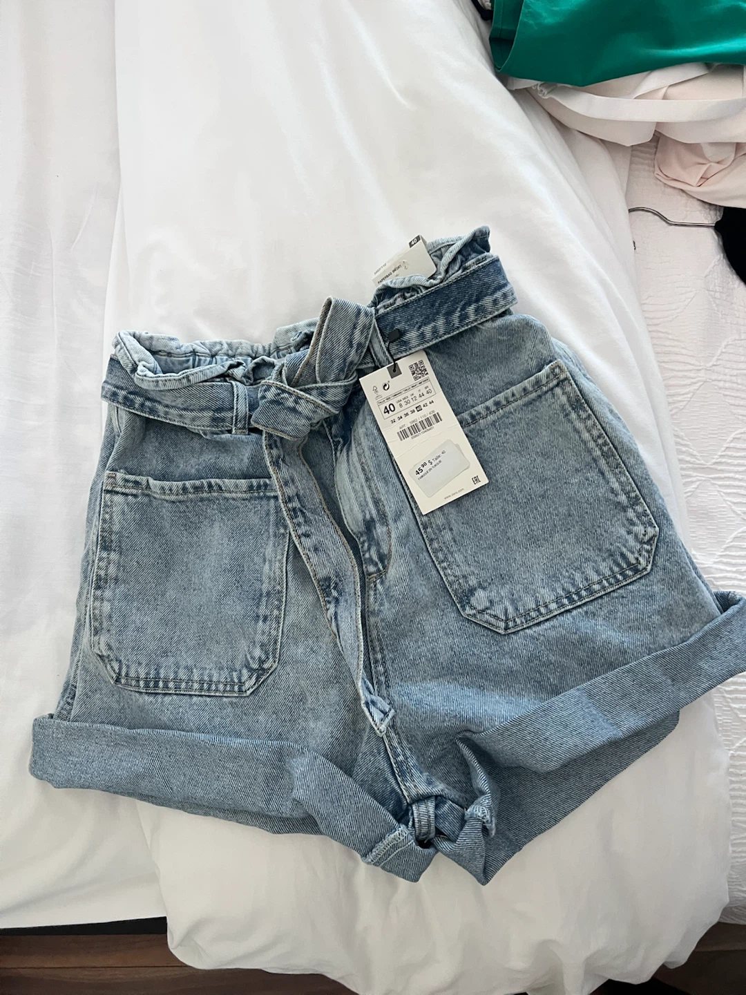 ZARA Paperbag High Rise Rigid Shorts - photo 3