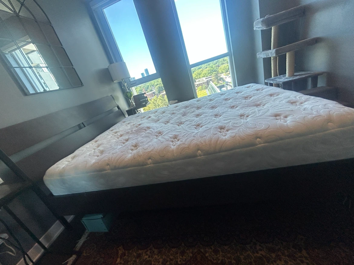 IKEA queen bed - photo 5