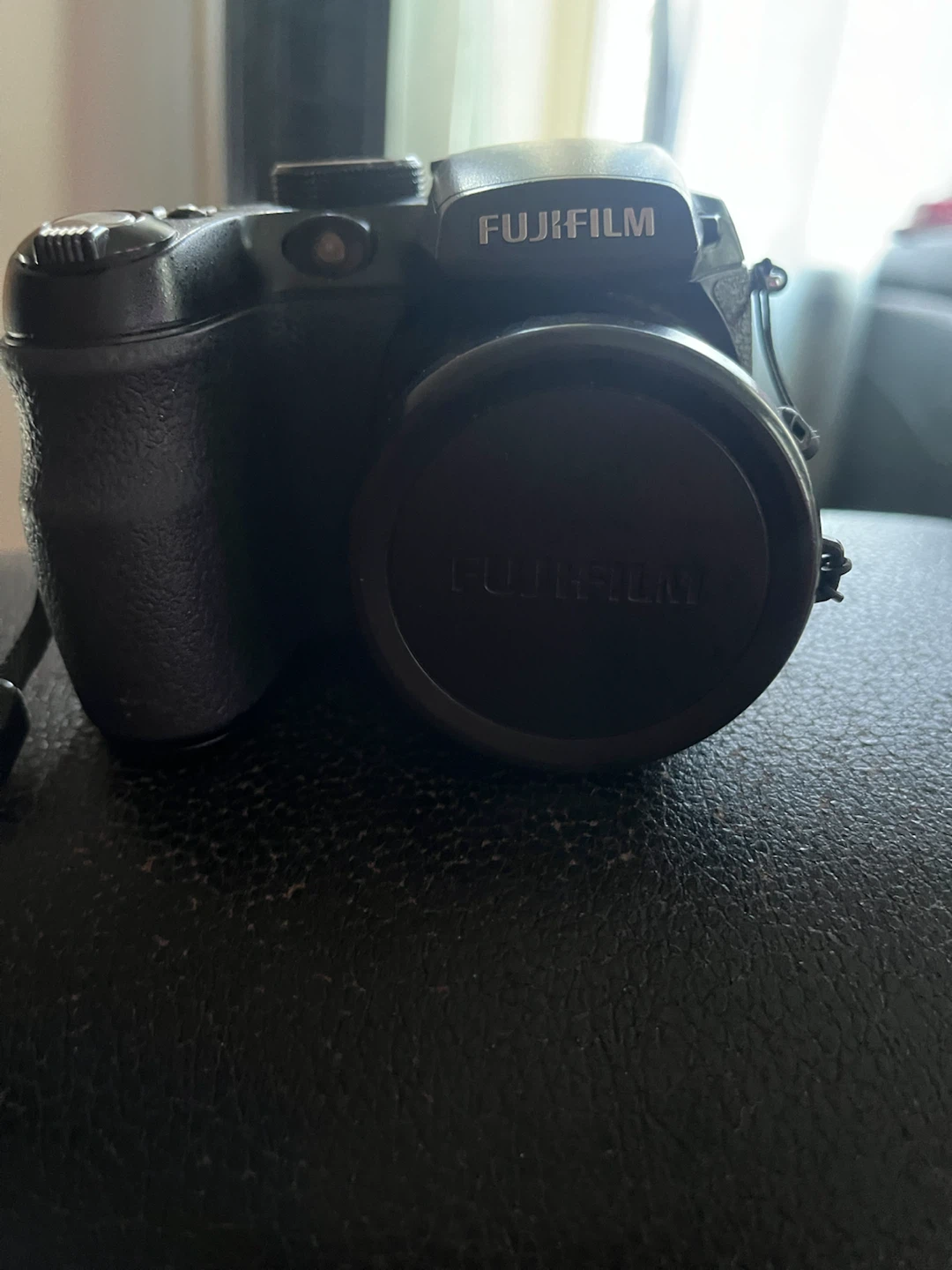 Fujifilm FinePix 10.0 Megapixel Digital Camera - photo 2