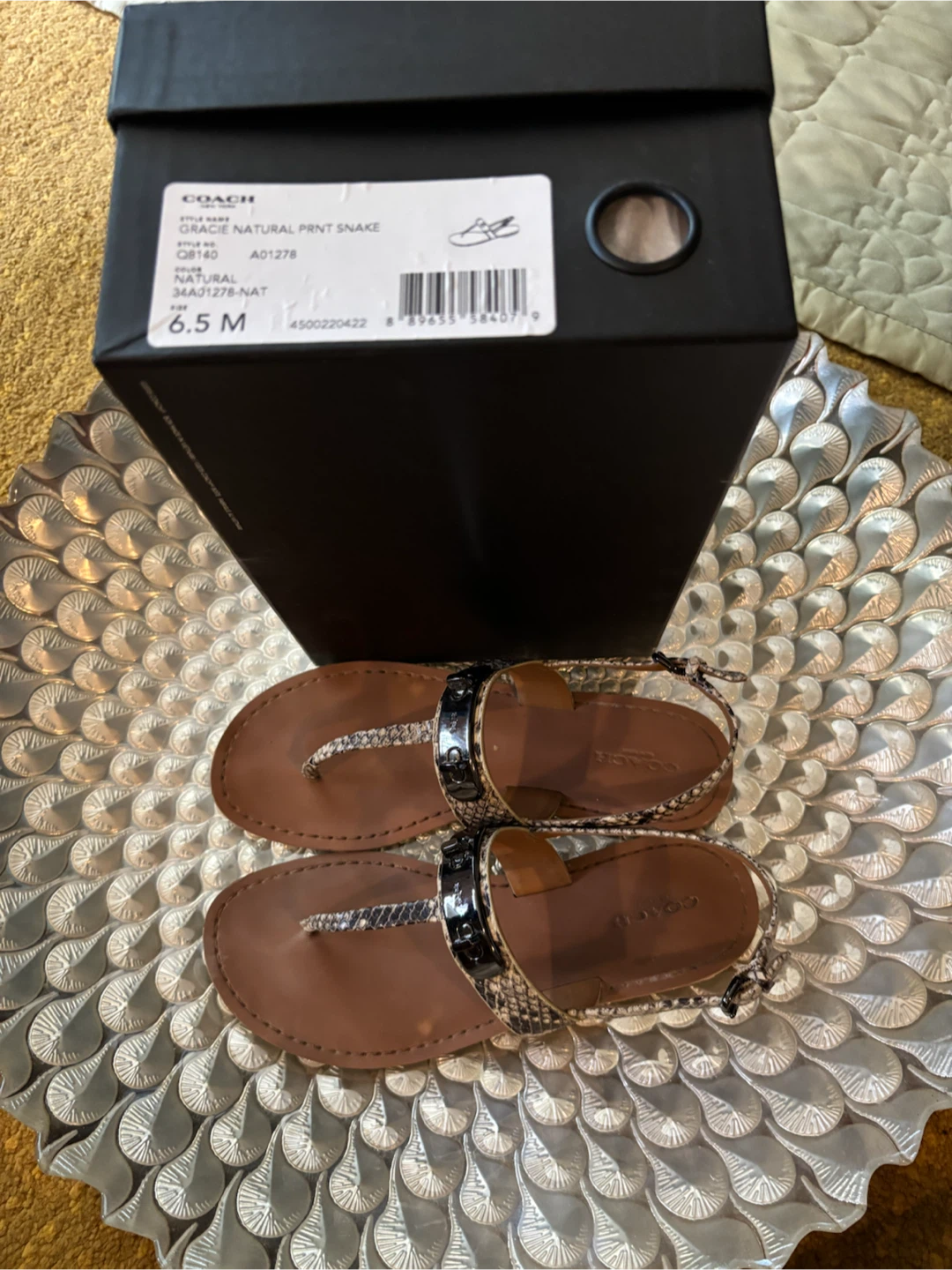 Coach Thong Sandals - Size 6.5 - photo 4