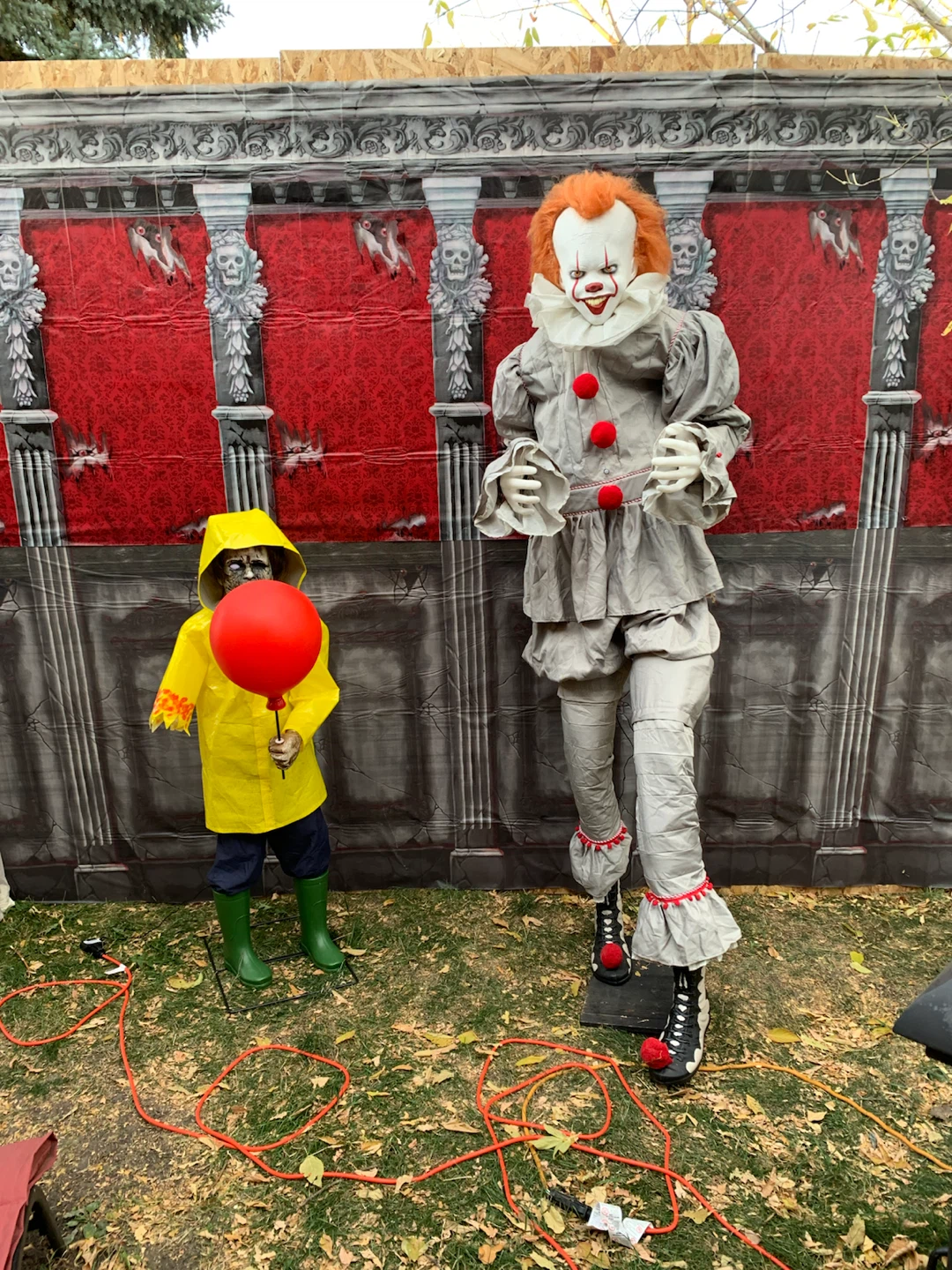 Animated Pennywise Halloween Decoration