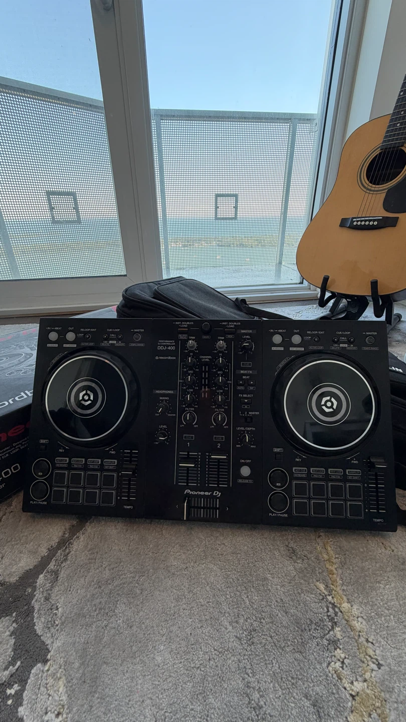 PioneerDJ DDJ-400 DJ Controller with carrying bag - photo 3