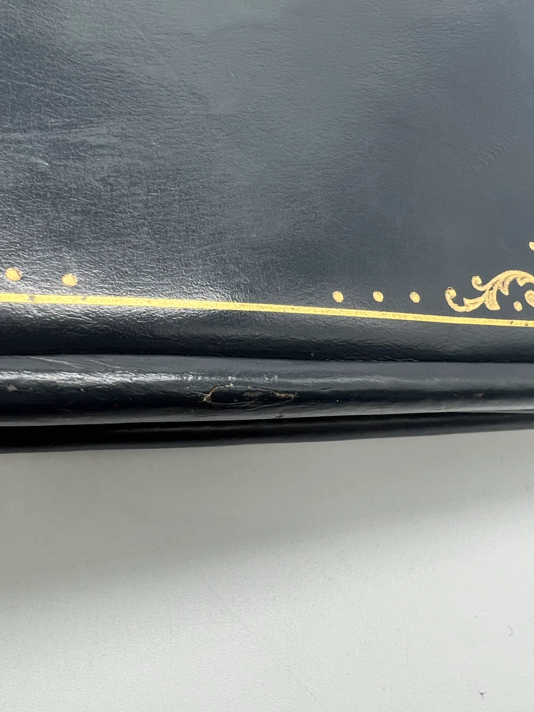 Unique Vintage Made in Italy School of Leather Bag - photo 5