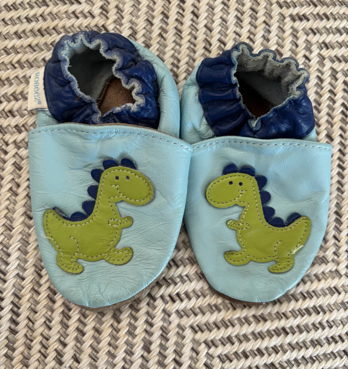 Robeez Leather Dinosaur Moccasins Size 6-12 Months