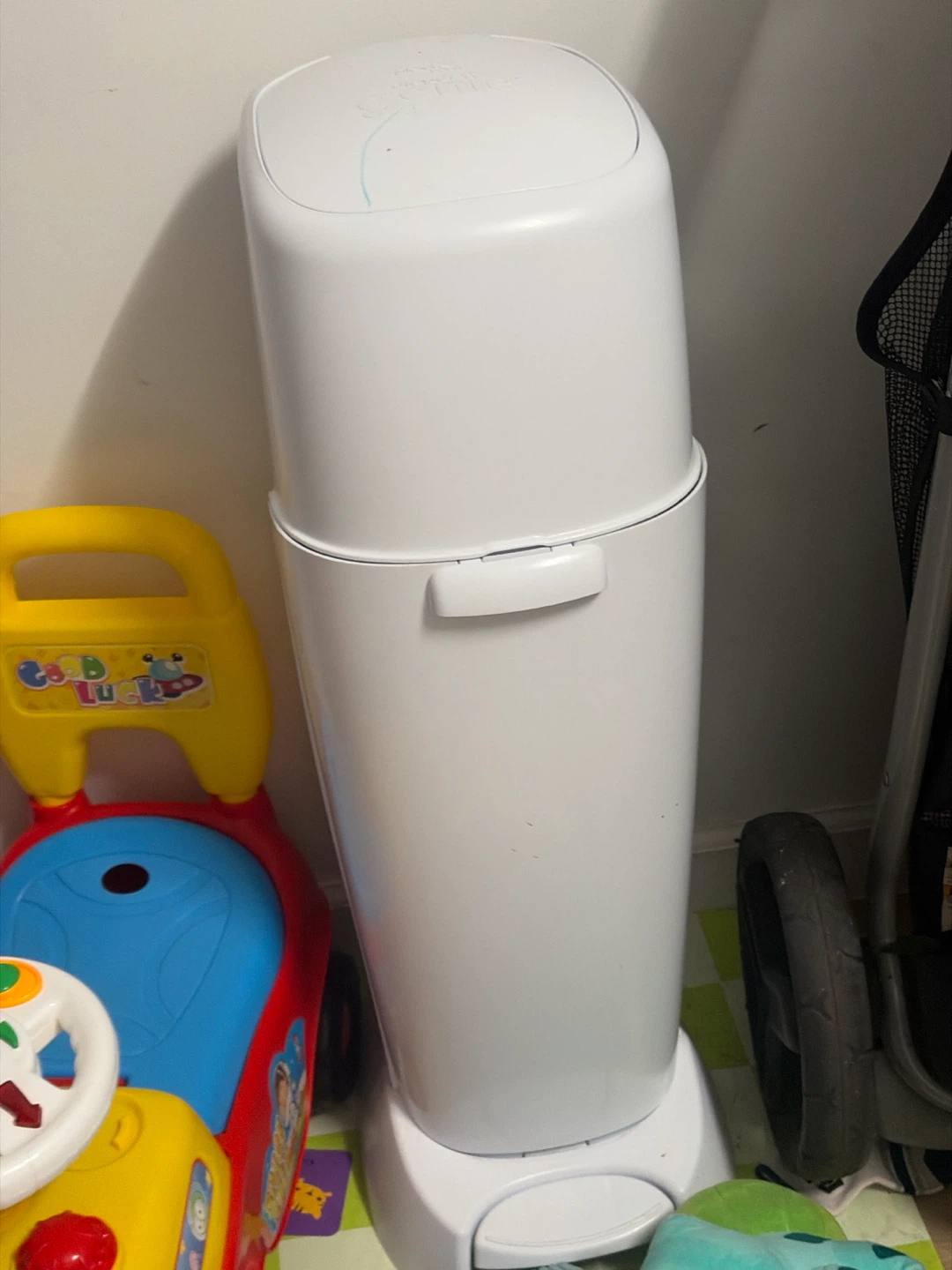 Diaper genie