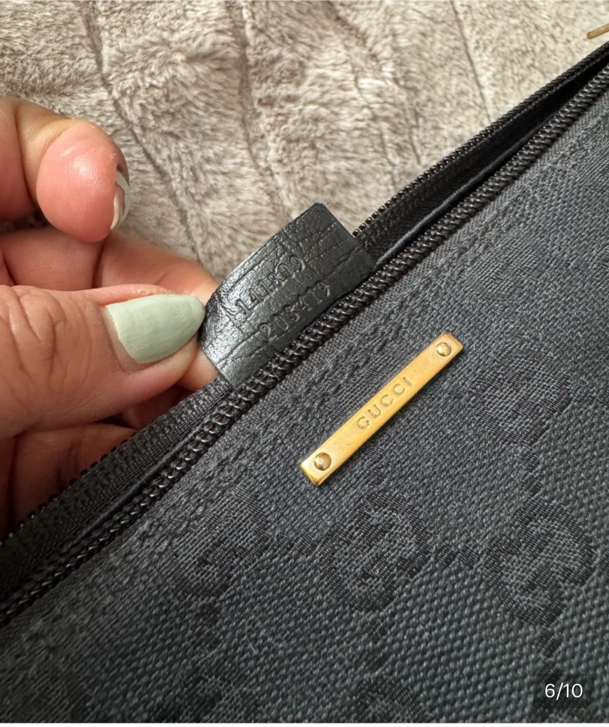 Gucci Boat Monogram Shoulder / hand Bag - photo 2