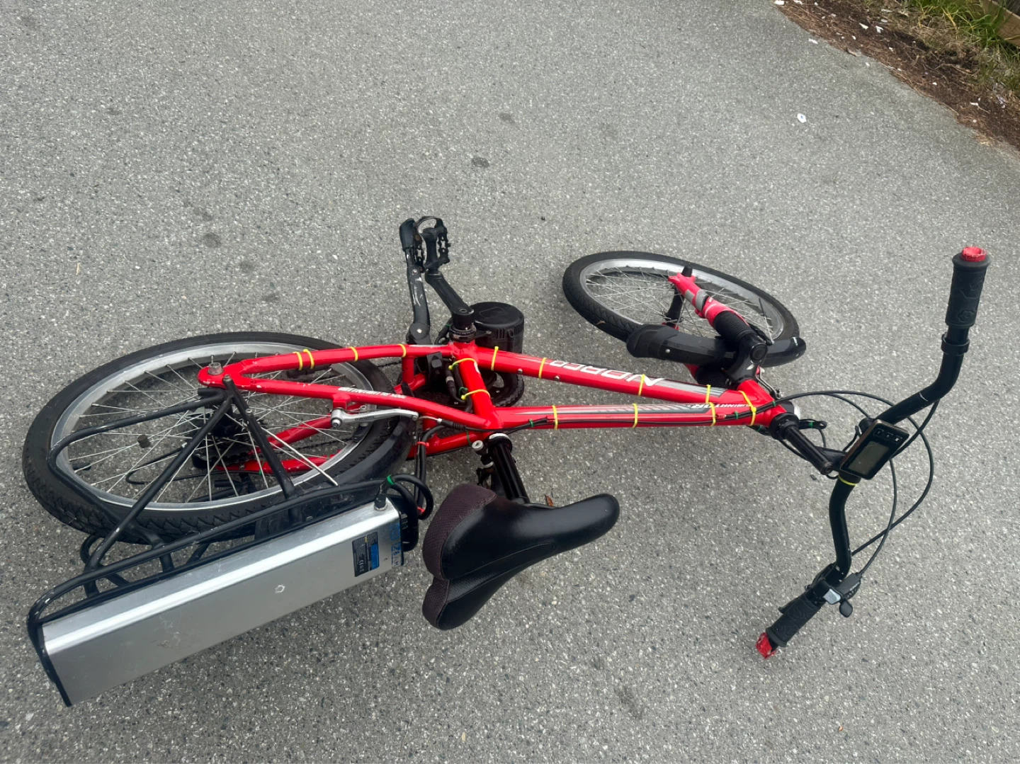 Red Norco Electric Bicycle - photo 3