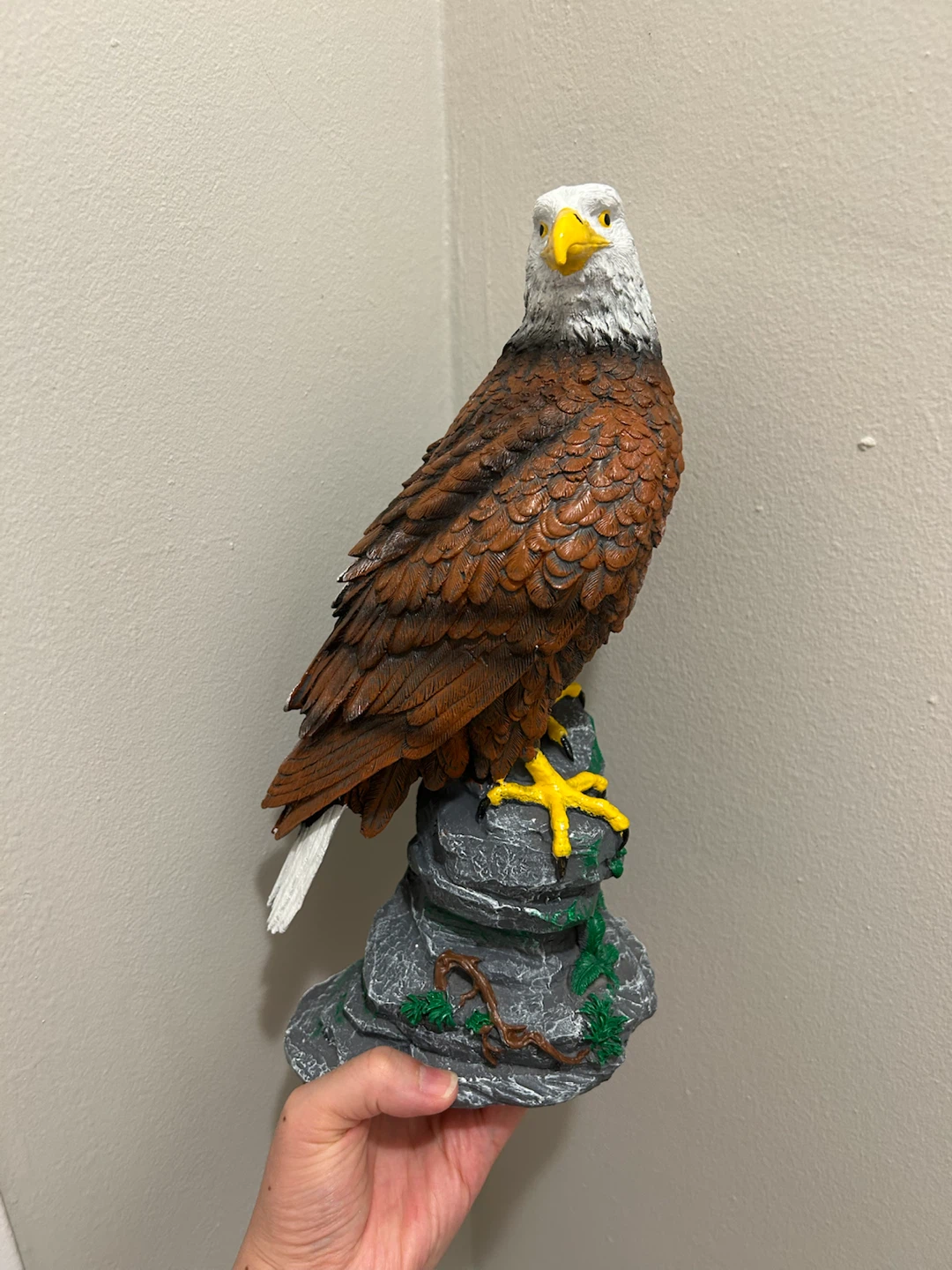 Brand New Eagle Resin Statue / Figurine (30cm / 11.8")