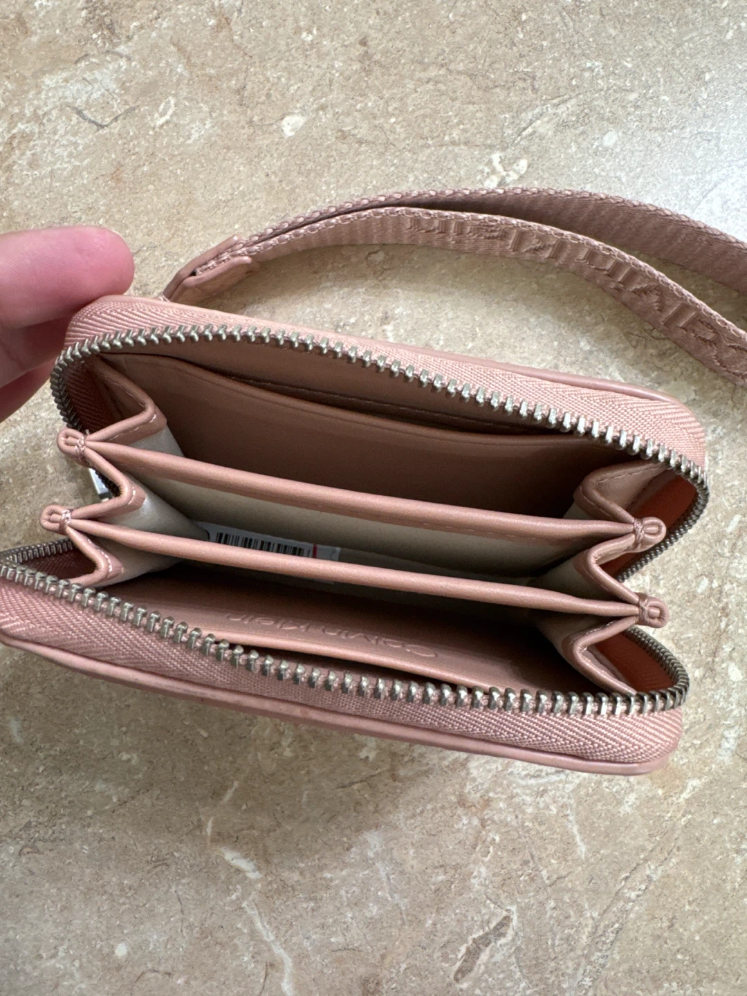Calvin Klein Card Holder with Wrist Strap - photo 4