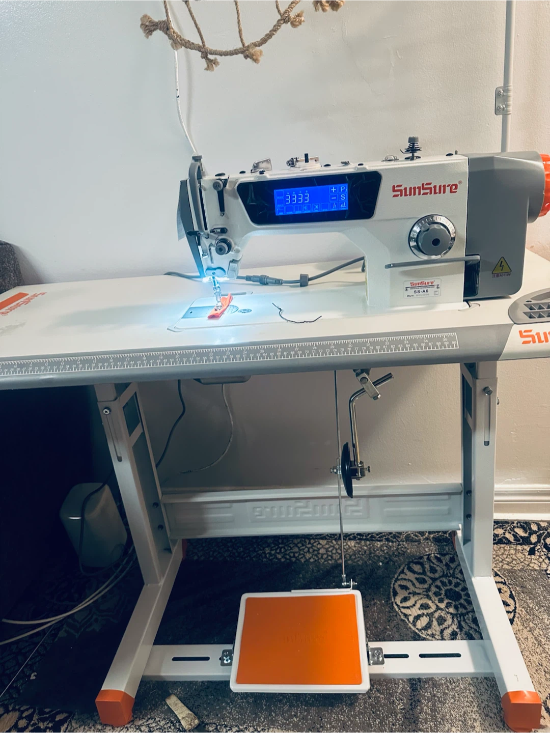 SunSure SS-A6 Industrial Sewing Machine - photo 4