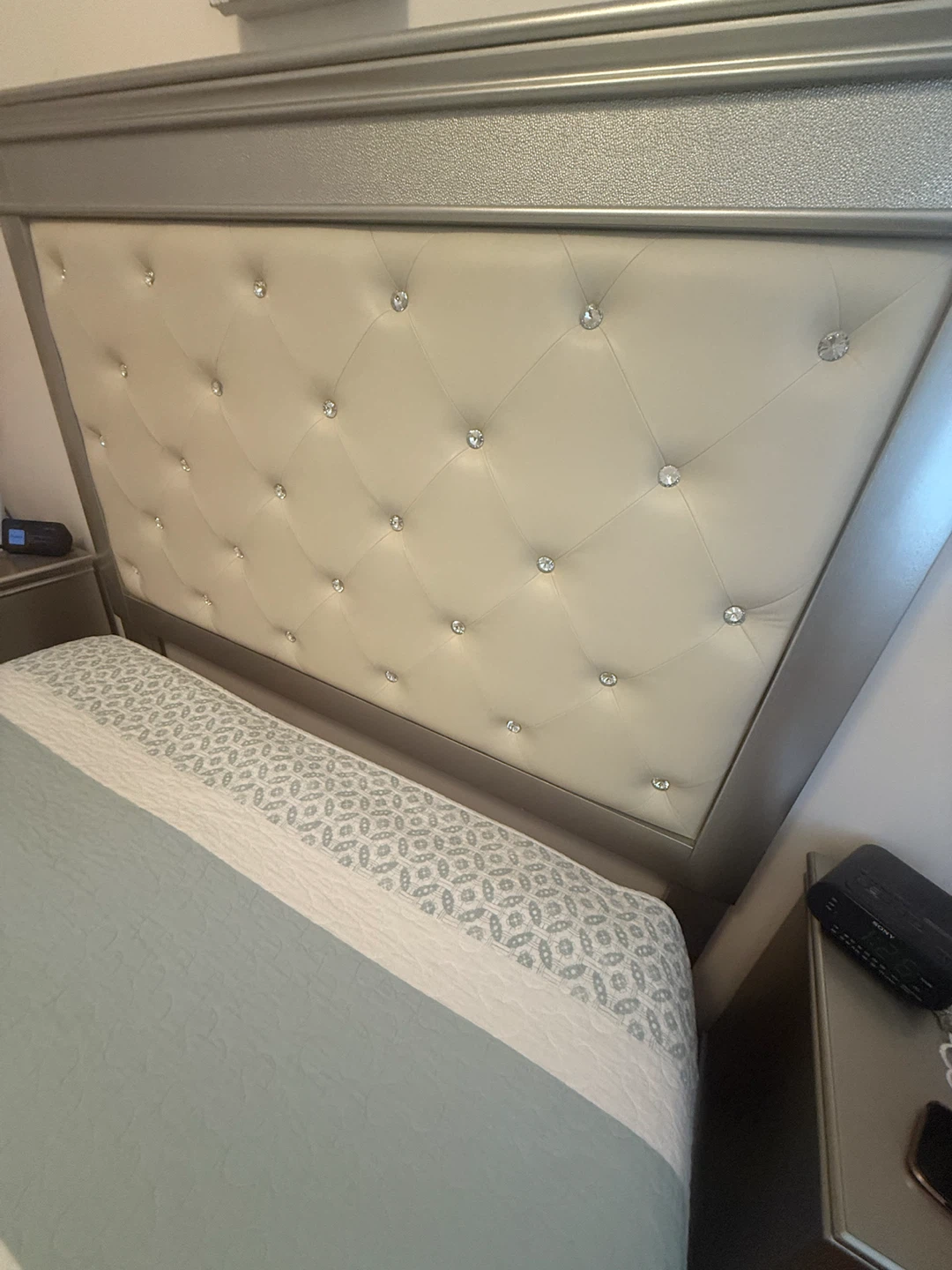 Tufted Upholstered Headboard Silver Bed Frame