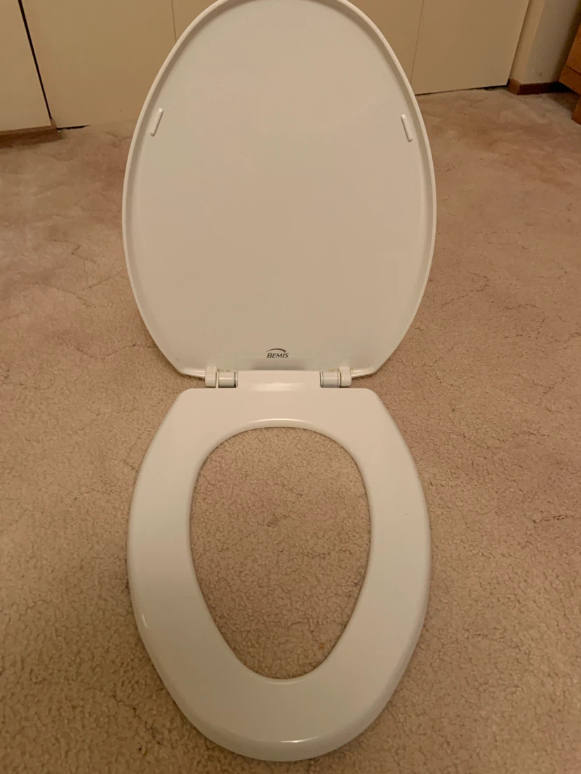Bemis White Toilet Seat