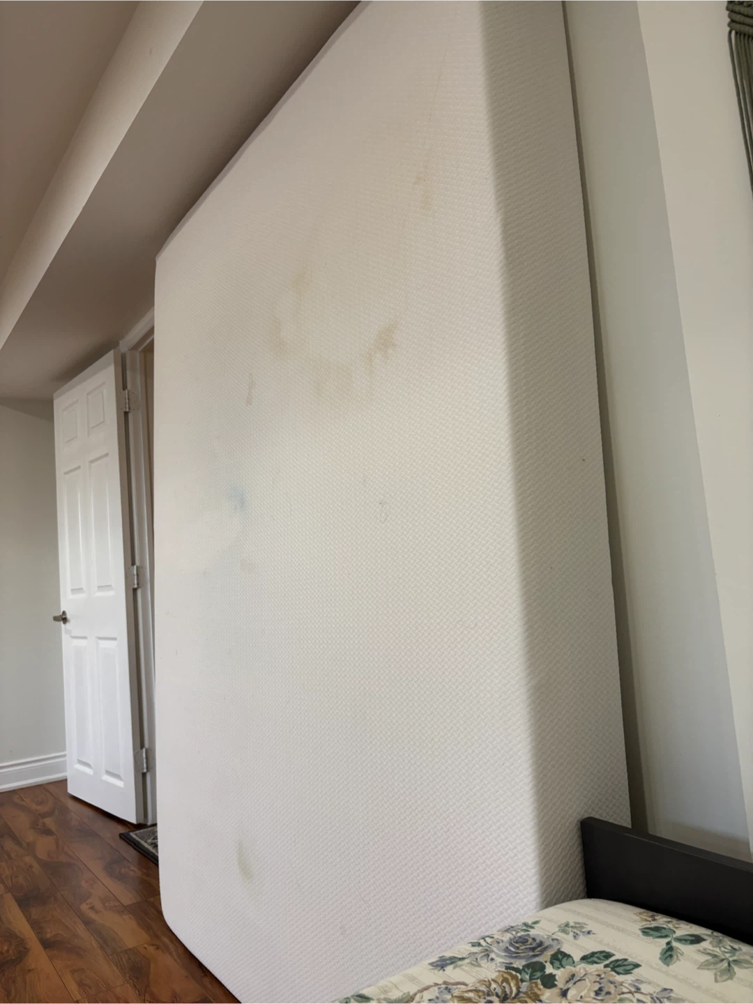Queen size 8 inches Mattress