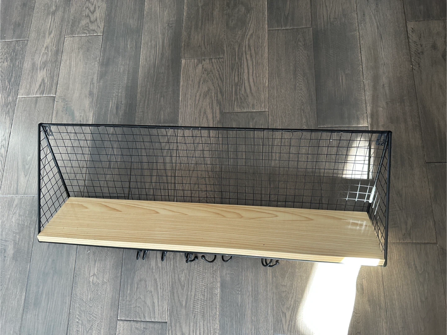 Wire Shelf with Hooks -$10 - East York - photo 2