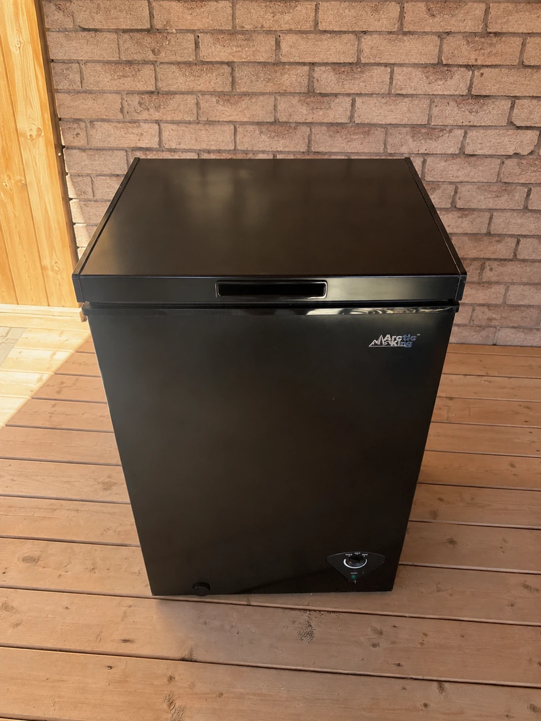 Arctic King 3.5 cu. ft. Chest Freezer