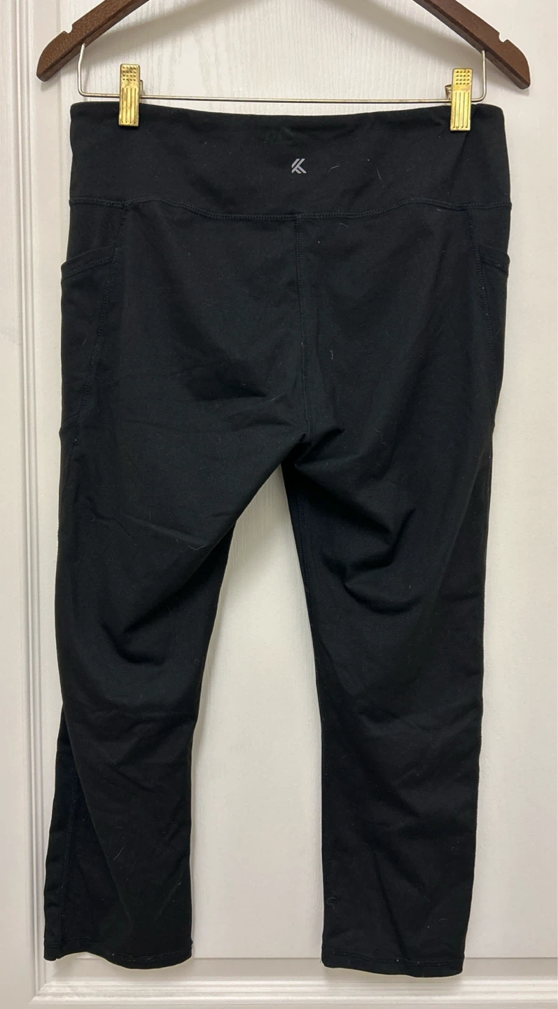 Karakoram Black Cropped Leggings with Pockets - photo 2