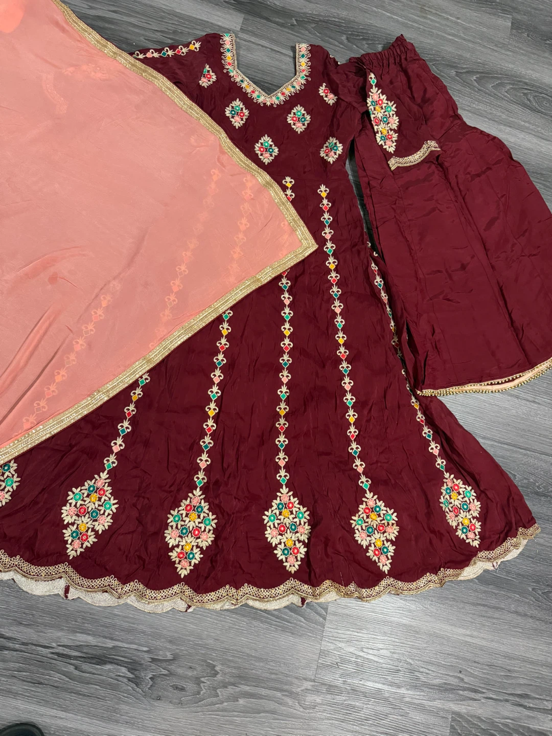 Women's Kurti Set with Pants and Dupatta