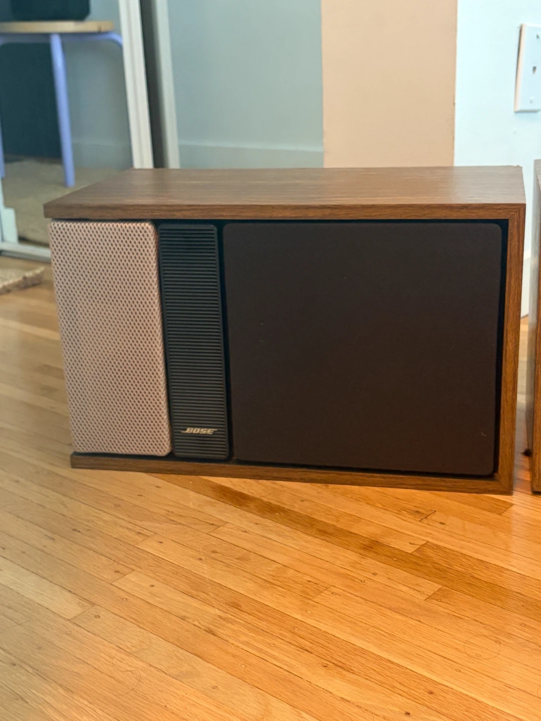 Bose 301 Series II Speakers - photo 2