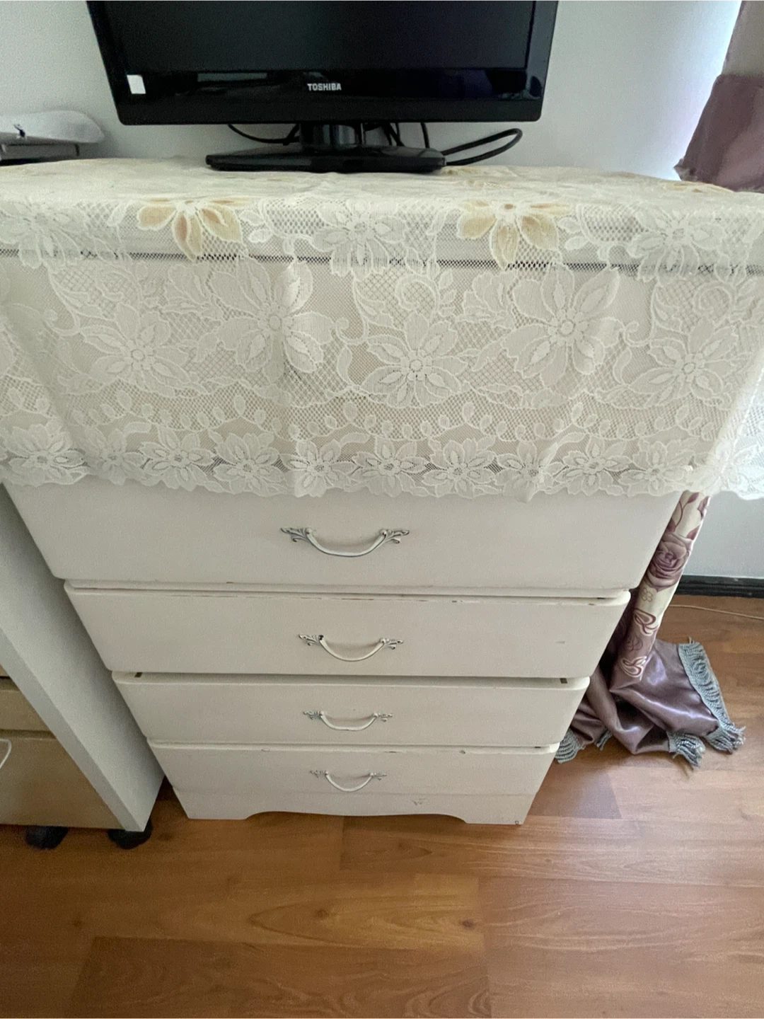 Cream 5-Drawer Dresser - photo 3