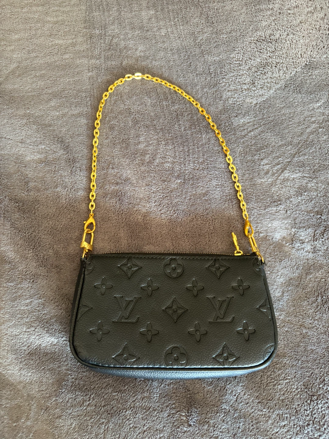 Louis Vuitton Black Monogram Pouch with Gold Chain - photo 2