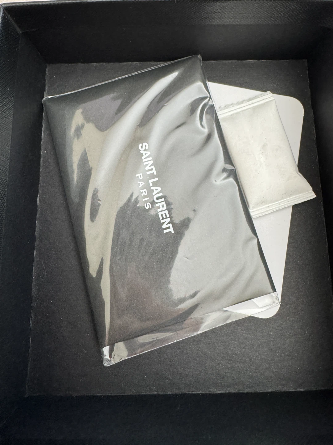 Saint Laurent Loulou Card Holder - photo 4
