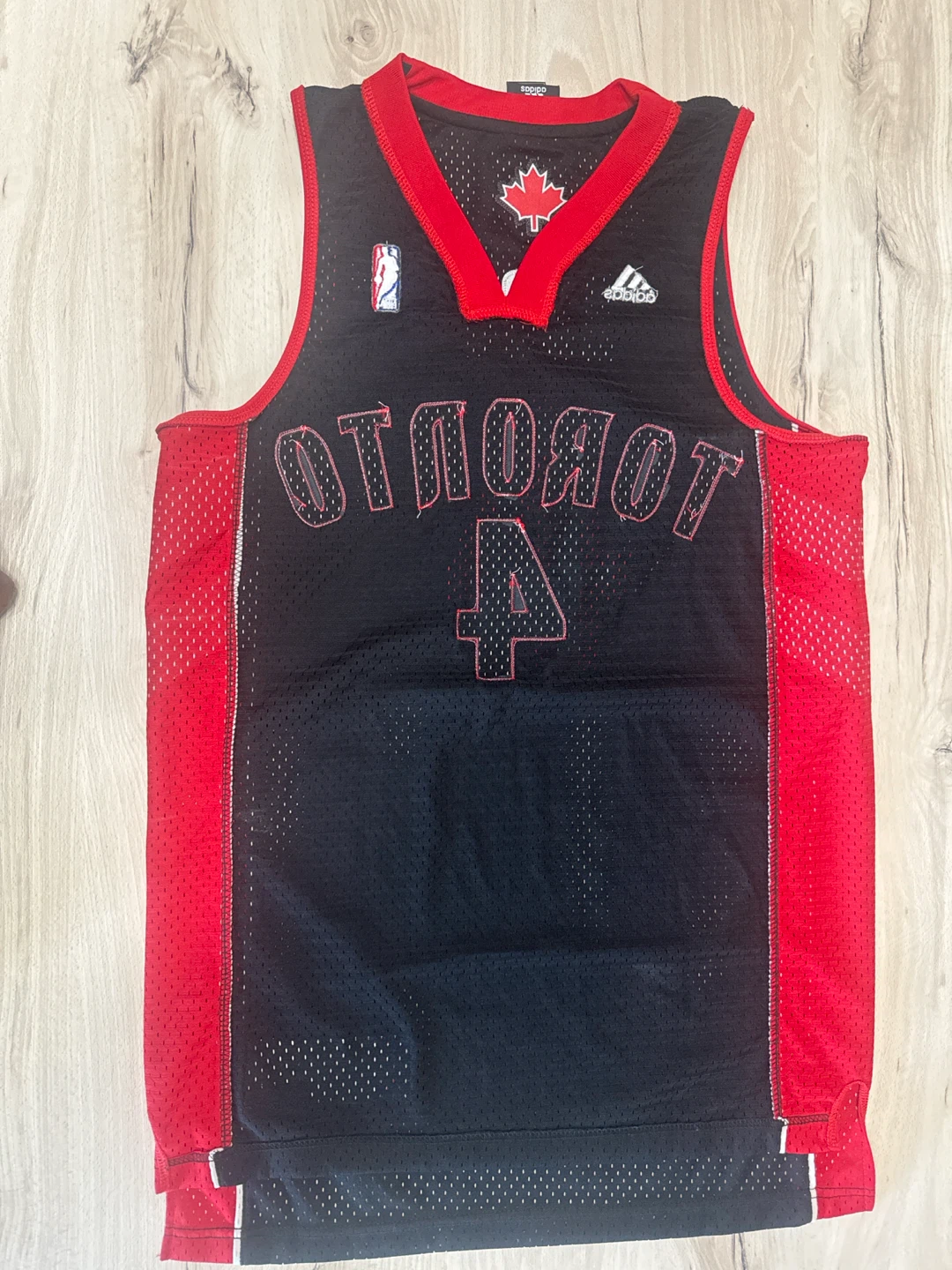 Adidas Toronto Raptors Chris Bosh Jersey Size S - photo 4