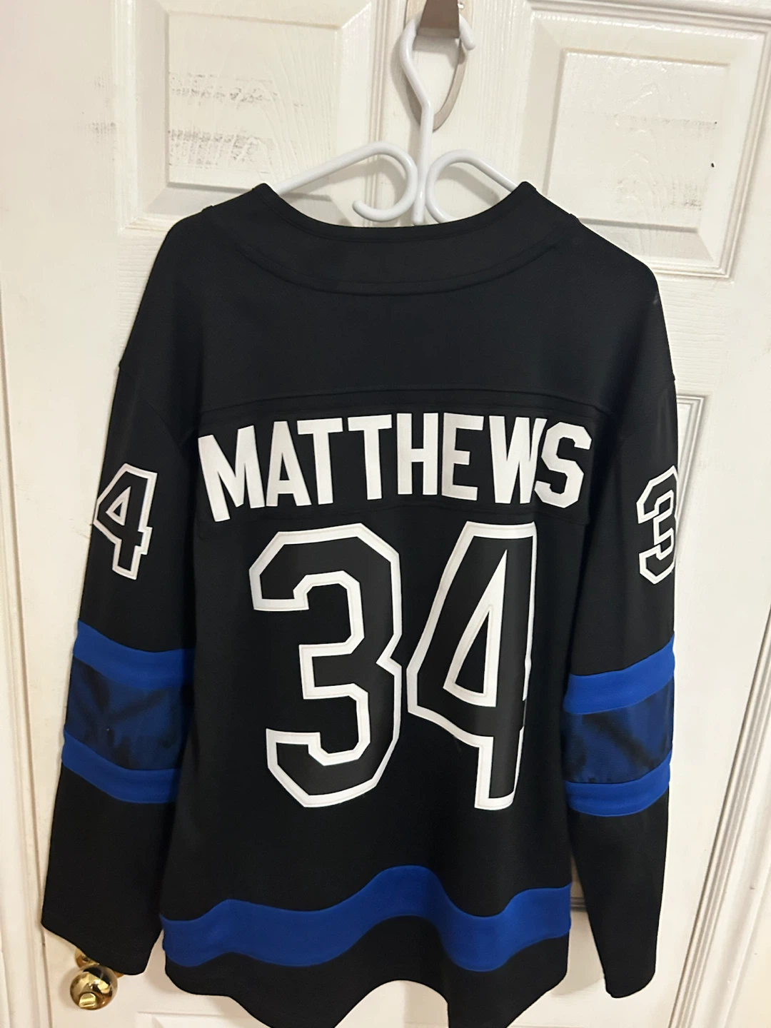 Auston Matthews Leafs Jersey - photo 2