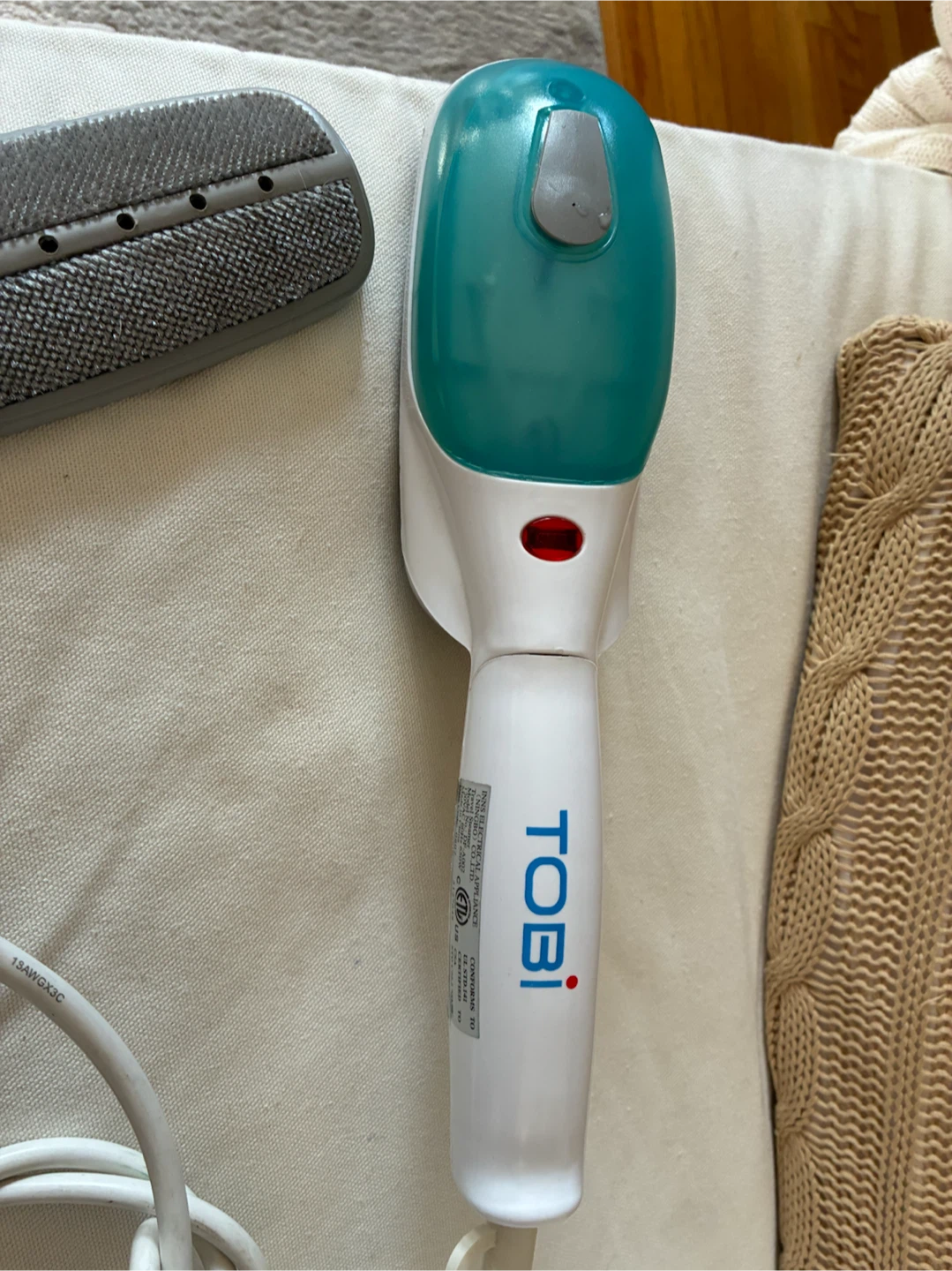 $6 Tobi Handheld Travel Garment Steamer lint brush  iron - photo 4