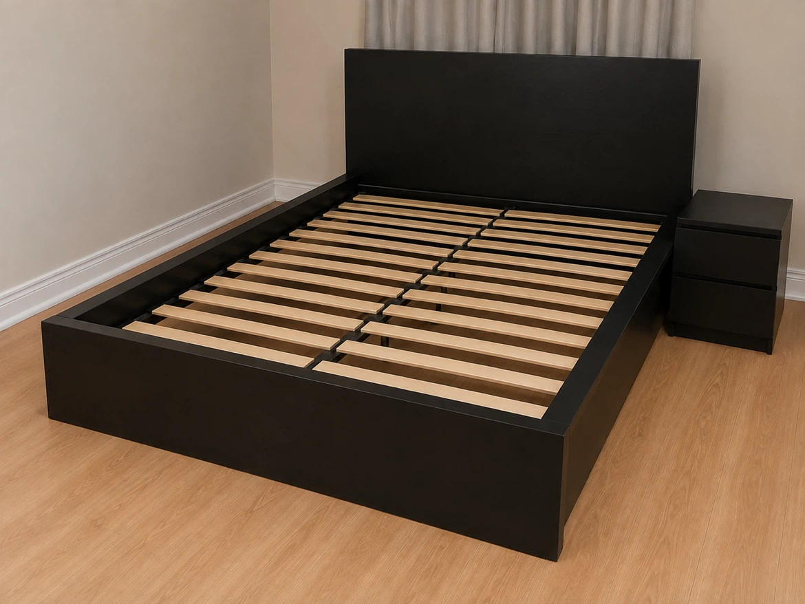 Queen size black bed with side table and mattress - photo 5