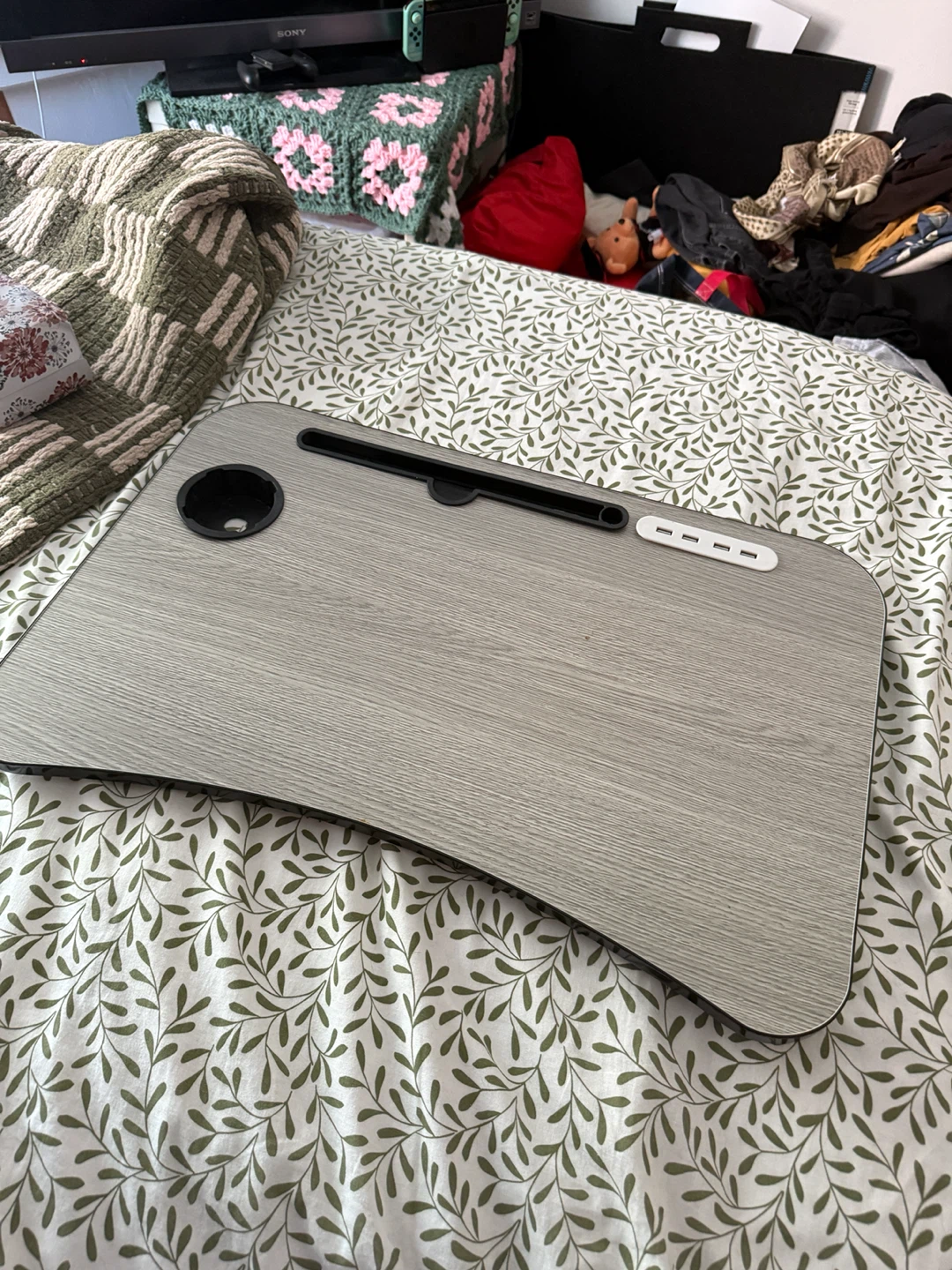 foldable bed table - photo 3