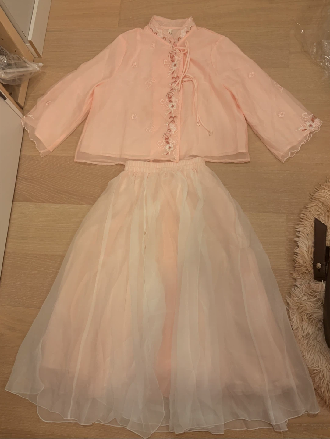 Pink Modern Hanfu Two-Piece Set [Brand New] - photo 3