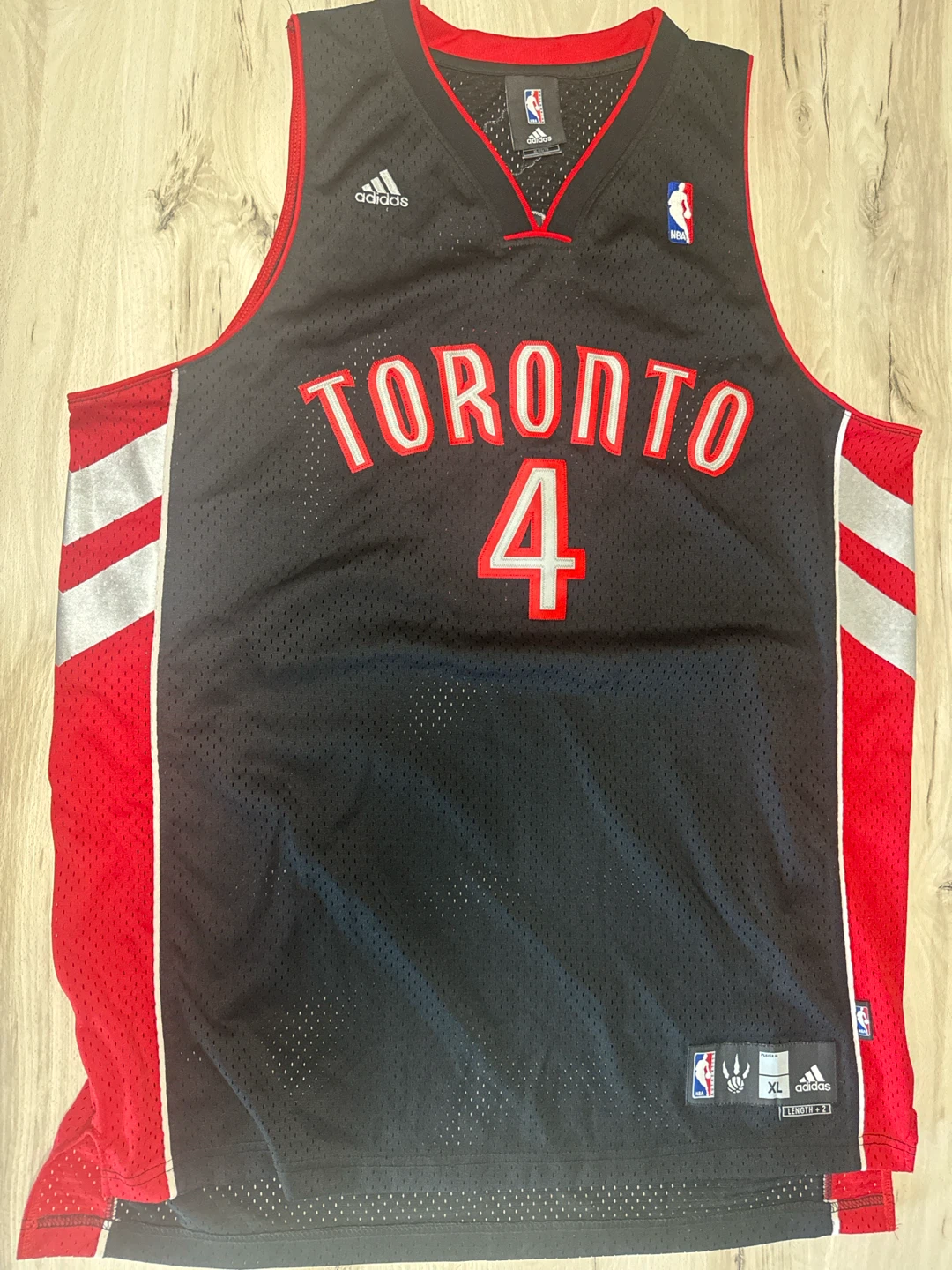 Adidas Toronto Raptors Chris Bosh #4 Jersey XL