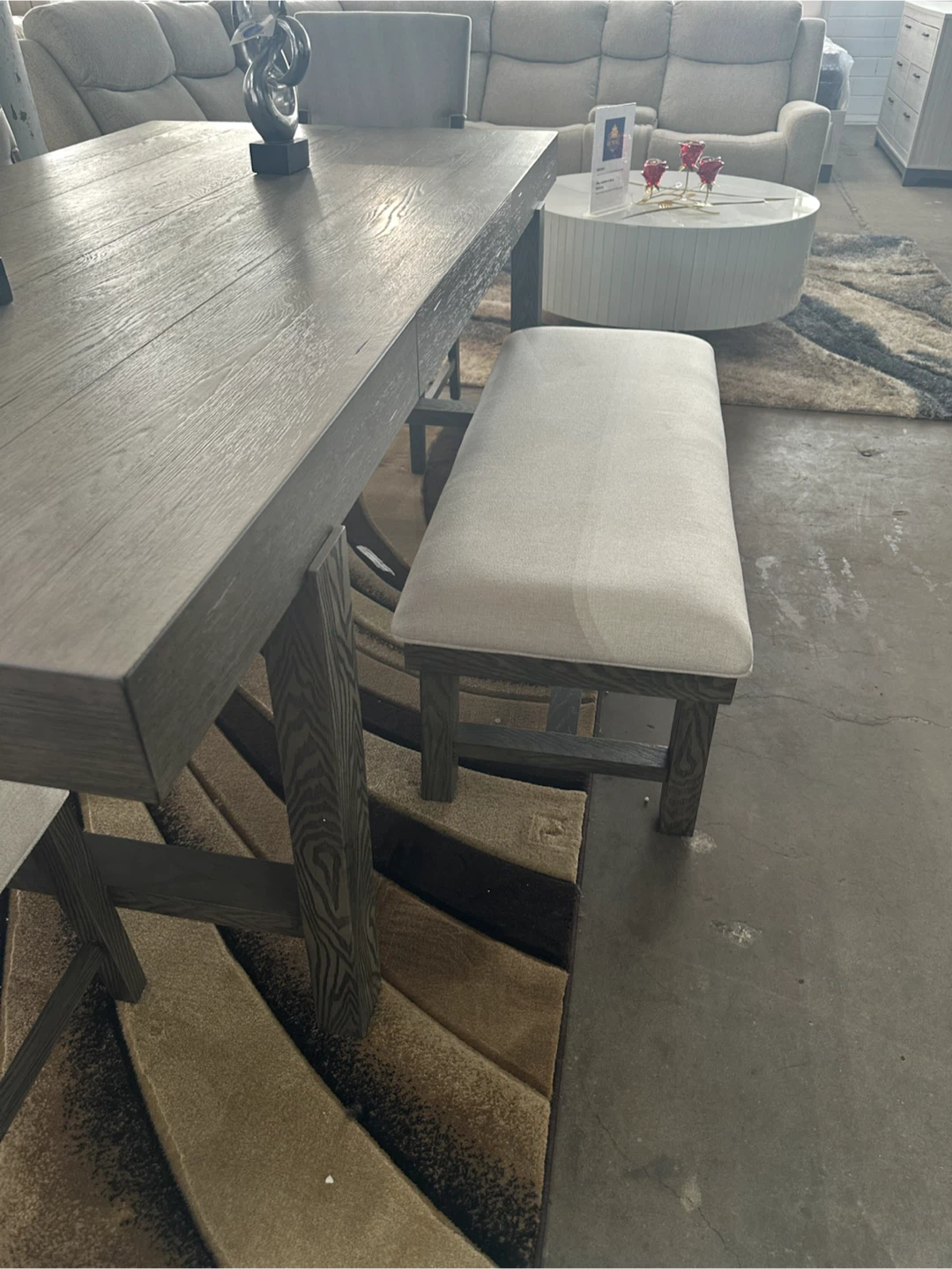 Royal Dining Room Set - Table, Bench & 4 Chairs - photo 3