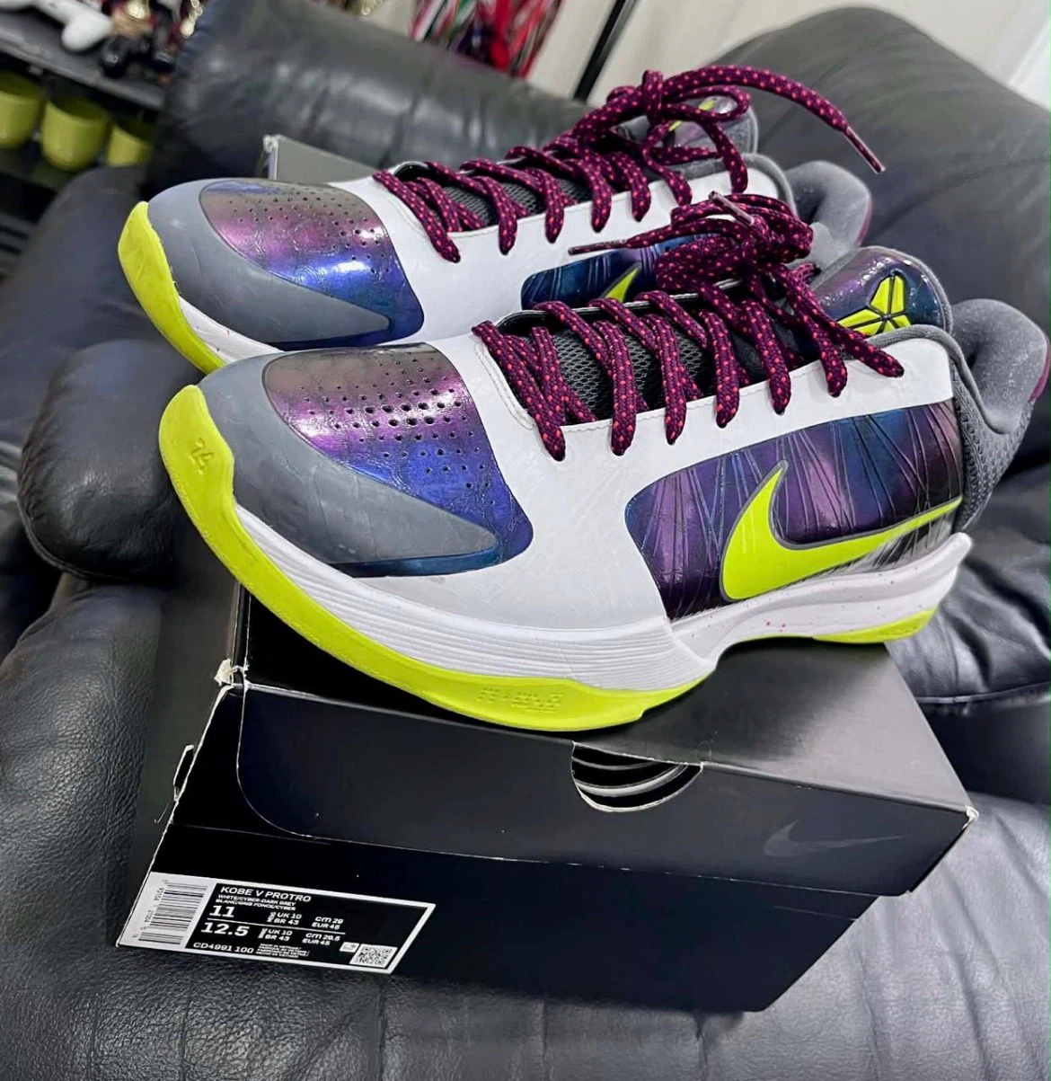 Nike Kobe V Protro Basketball Shoes - slightly used